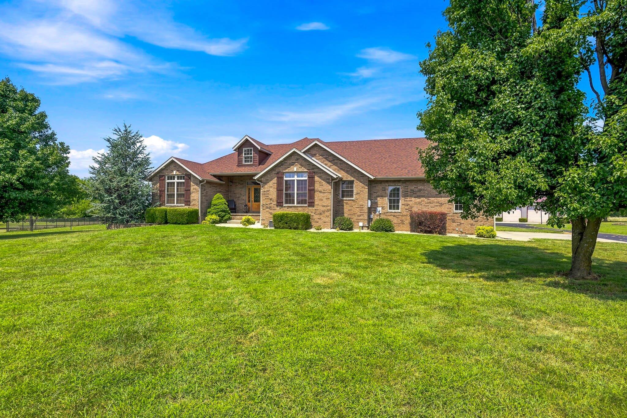Photo 3 - Residential for sale – 307  Evan Road  Billings, MO