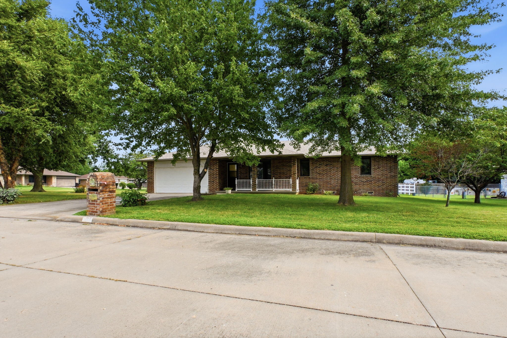 Photo 2 - Residential for sale – 2405 W College Drive  Bolivar, MO