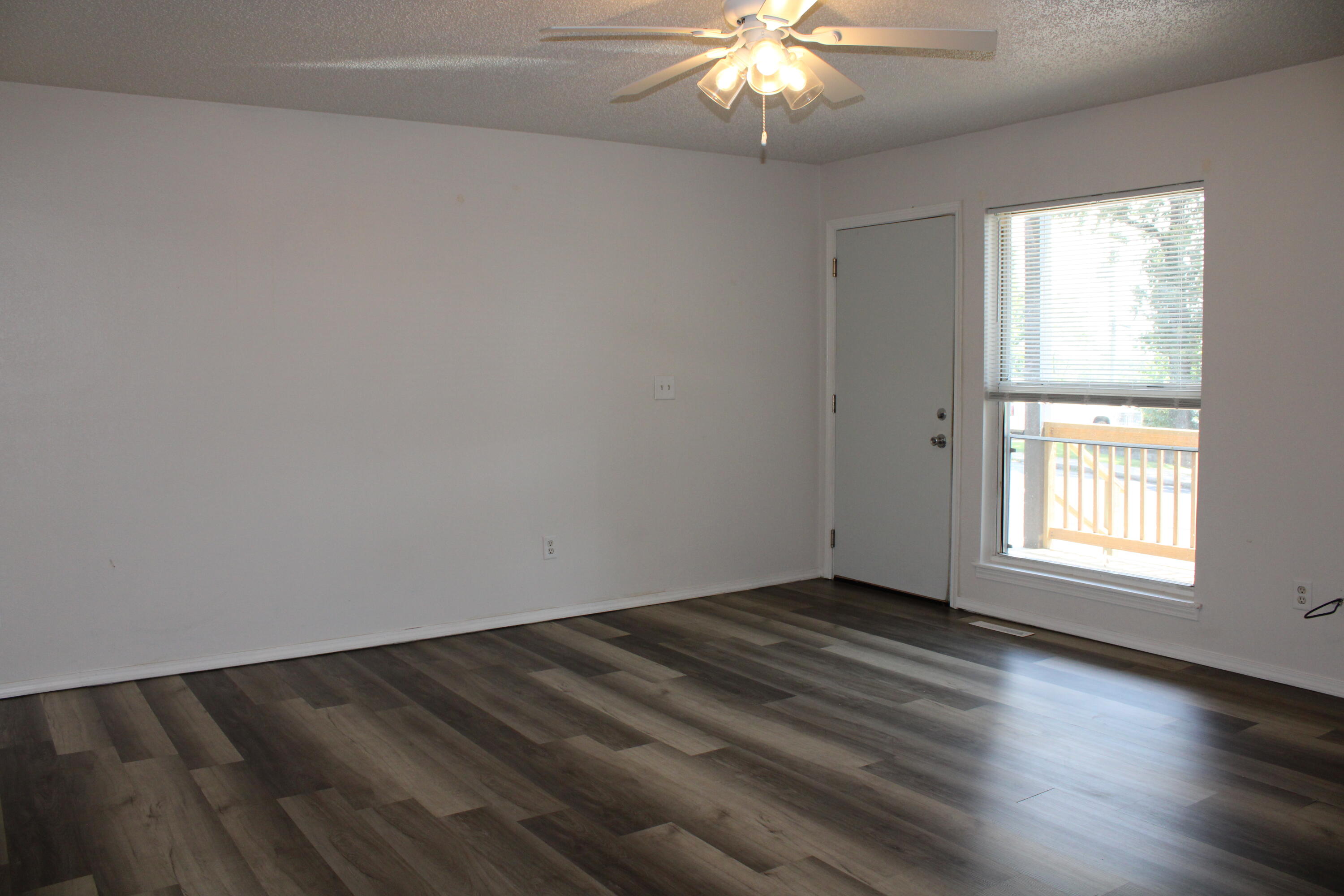 Photo 4 - Residential Lease for sale – 101  Sweet Gum   Kirbyville, MO