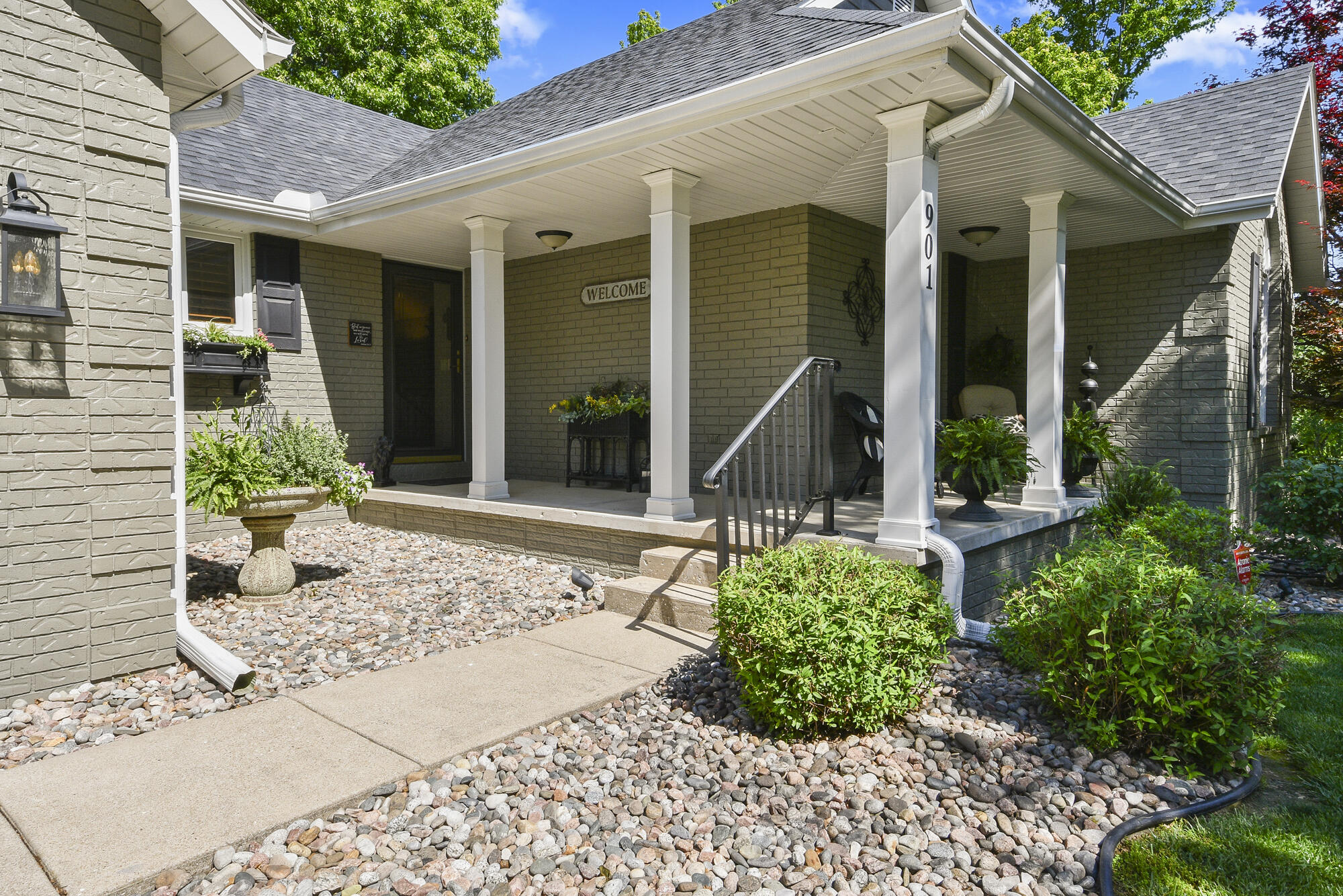 Photo 3 - Residential for sale – 901 N Rodeo Court  Nixa, MO
