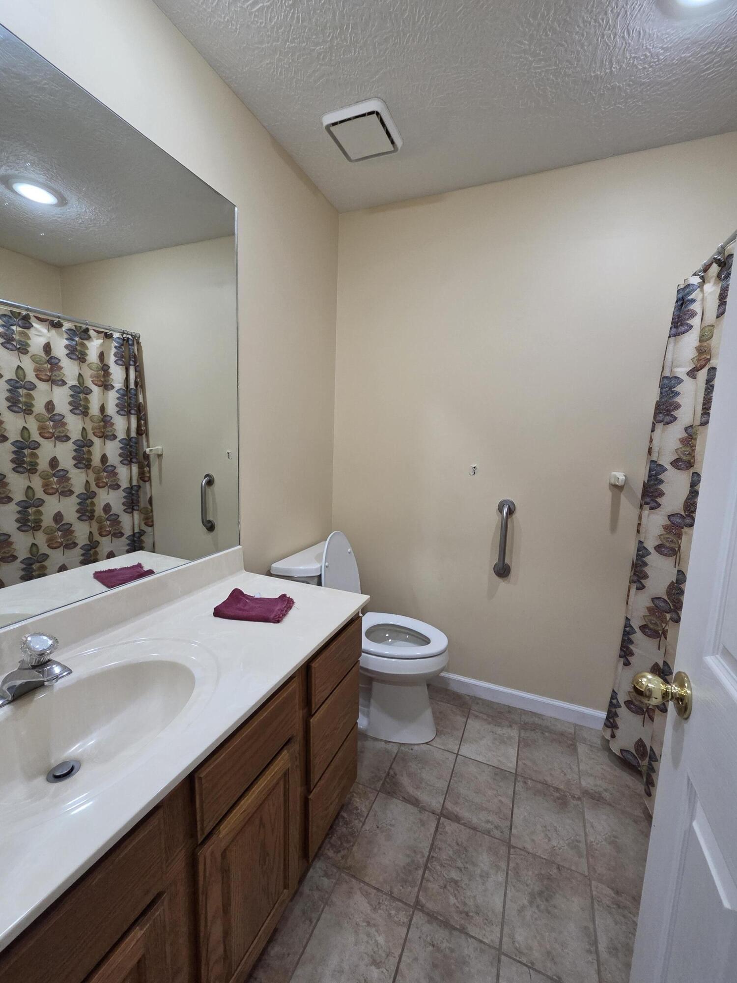 Photo 32 - Residential for sale – 4719 S Clifton Court  Springfield, MO