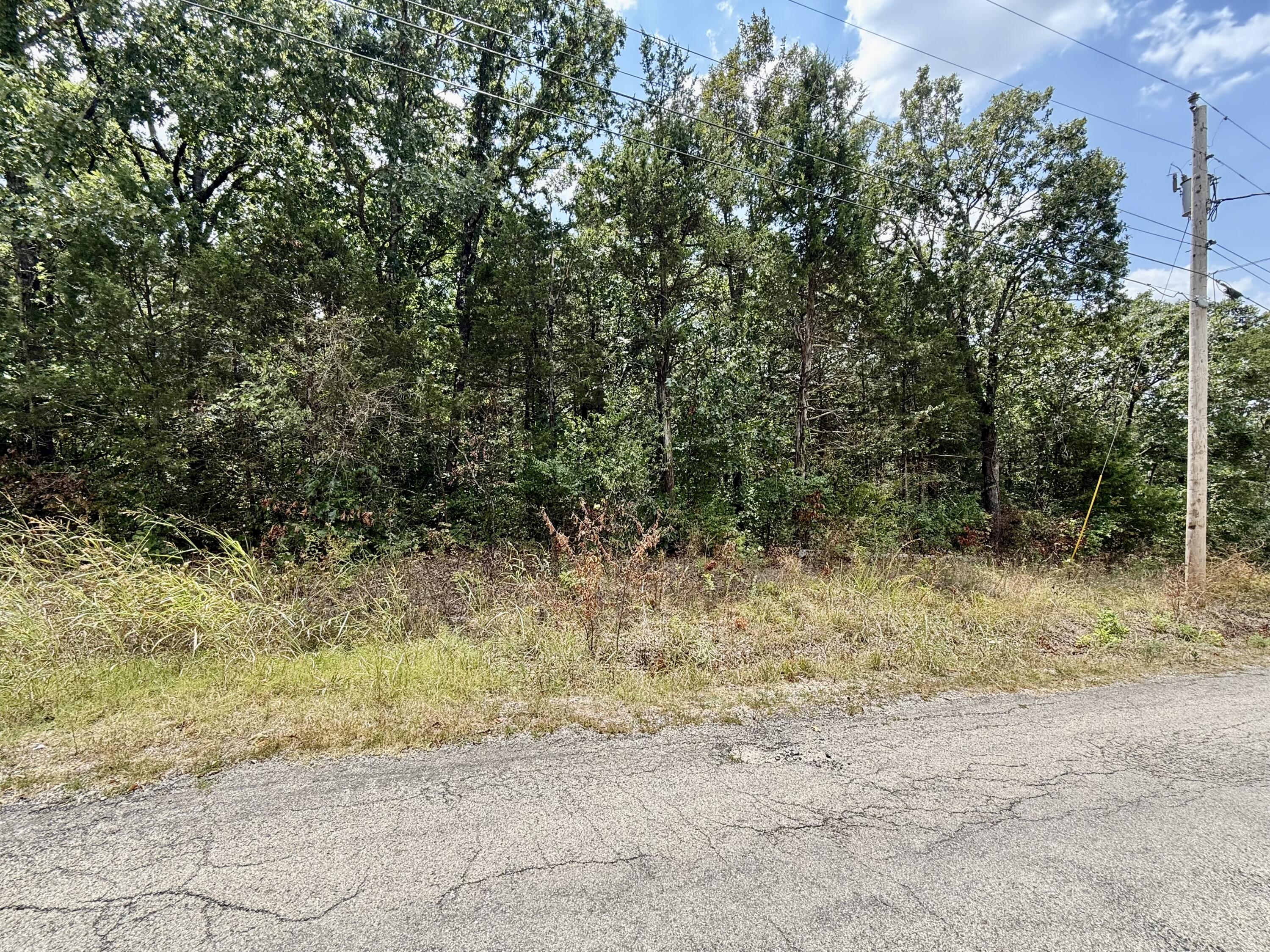 Land for sale – Lot 5 Driftwood Road Merriam Woods, MO