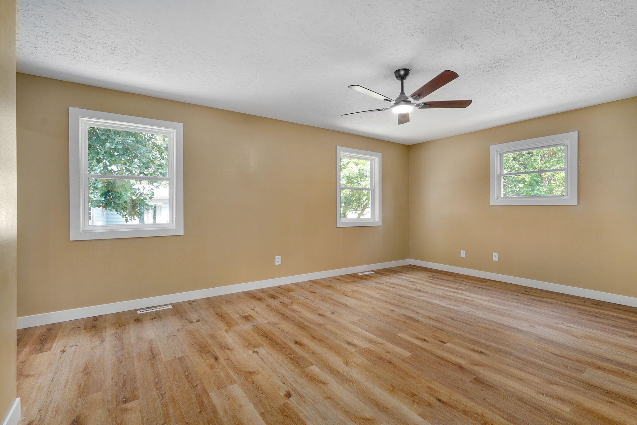 Photo 19 - Residential for sale – 205  Kings Drive  Willard, MO