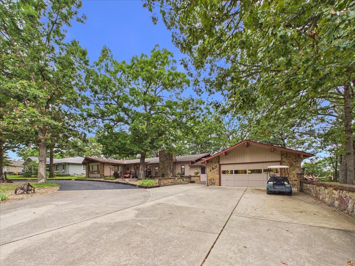 Photo 36 - Residential for sale – 27300  County Road 233   Pittsburg, MO