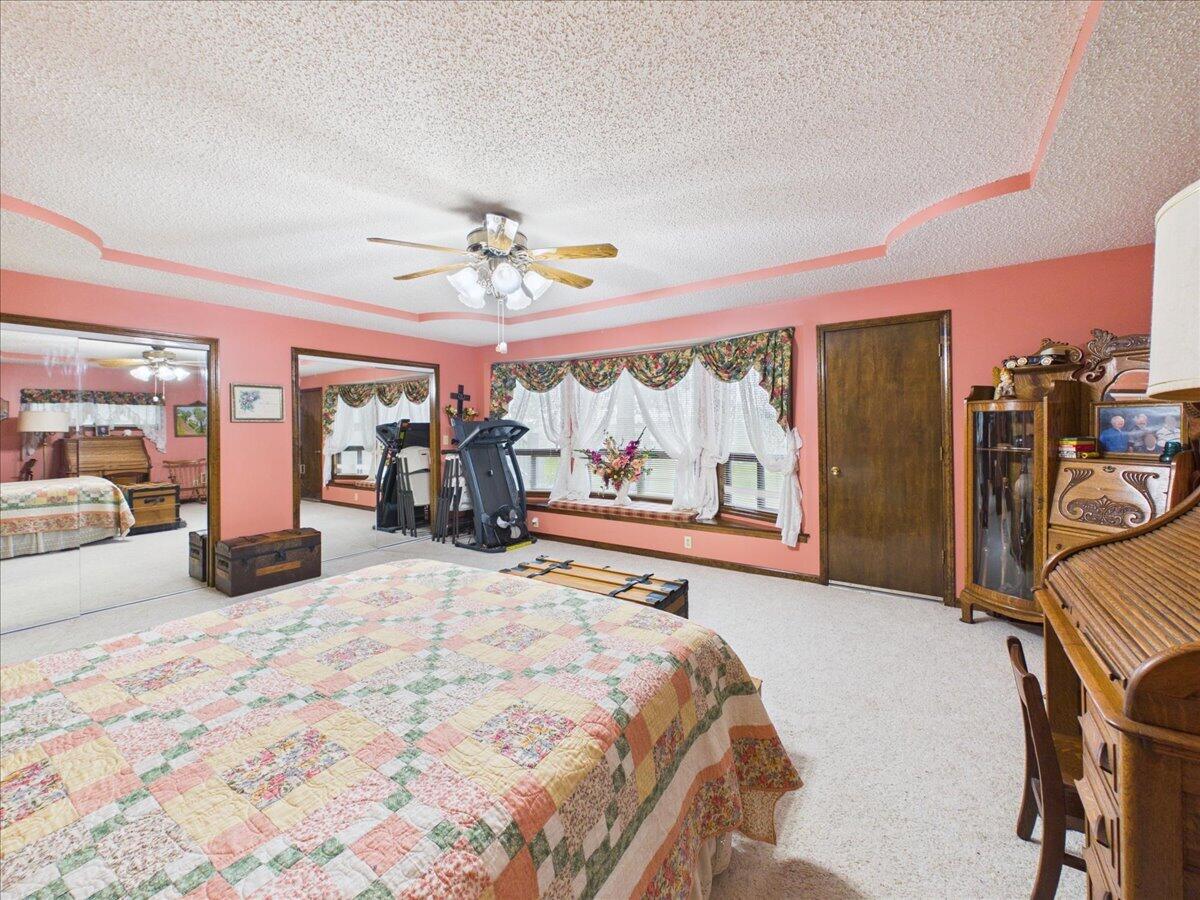 Photo 111 - Residential for sale – 27300  County Road 233   Pittsburg, MO