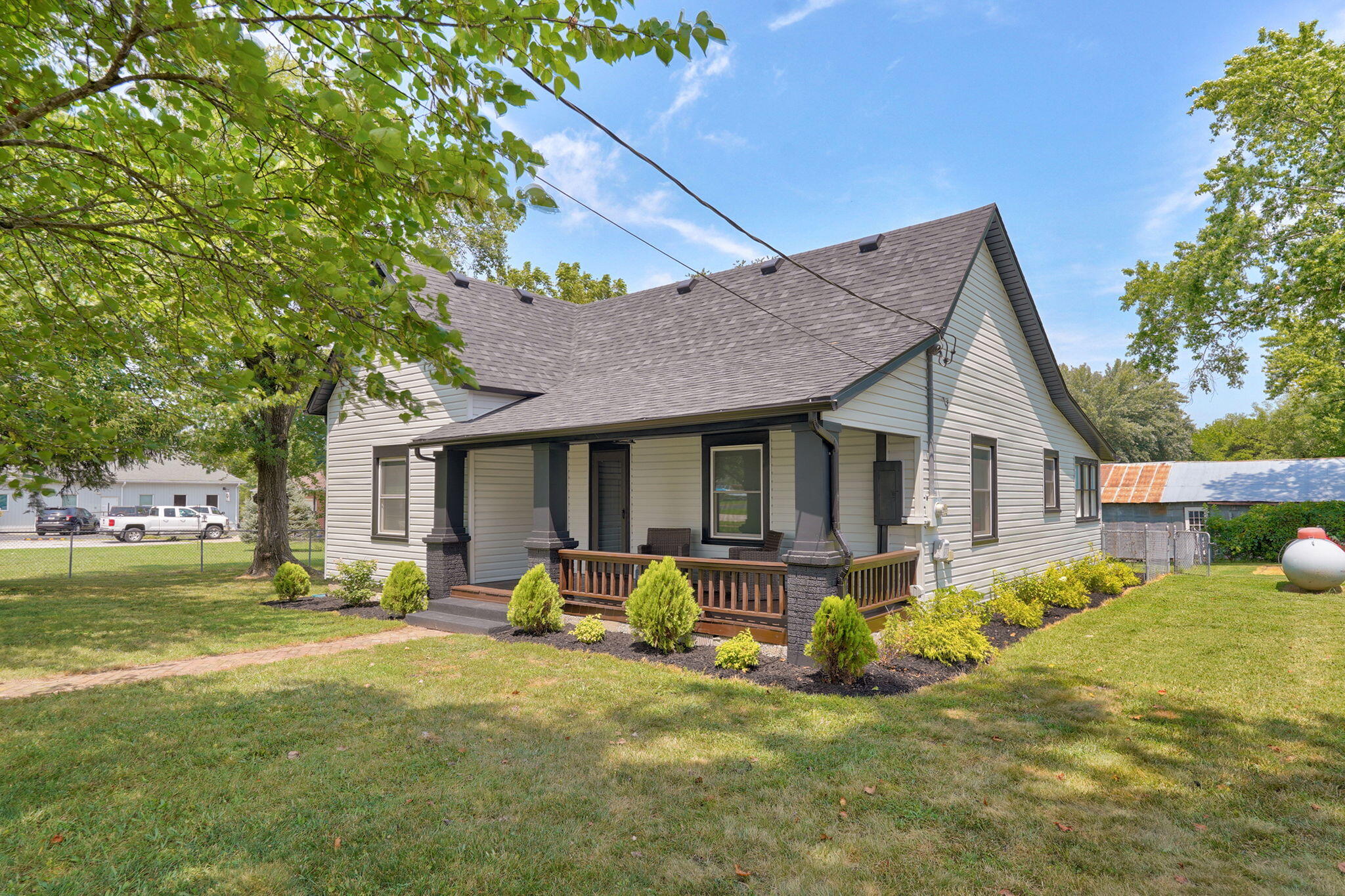 Photo 2 - Residential for sale – 201 N Oak Avenue  Sparta, MO
