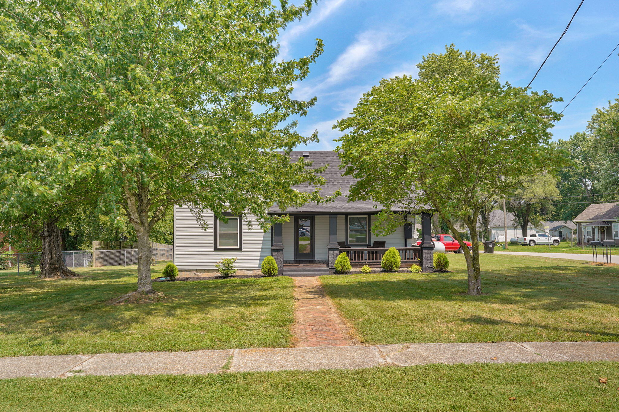 Photo 4 - Residential for sale – 201 N Oak Avenue  Sparta, MO