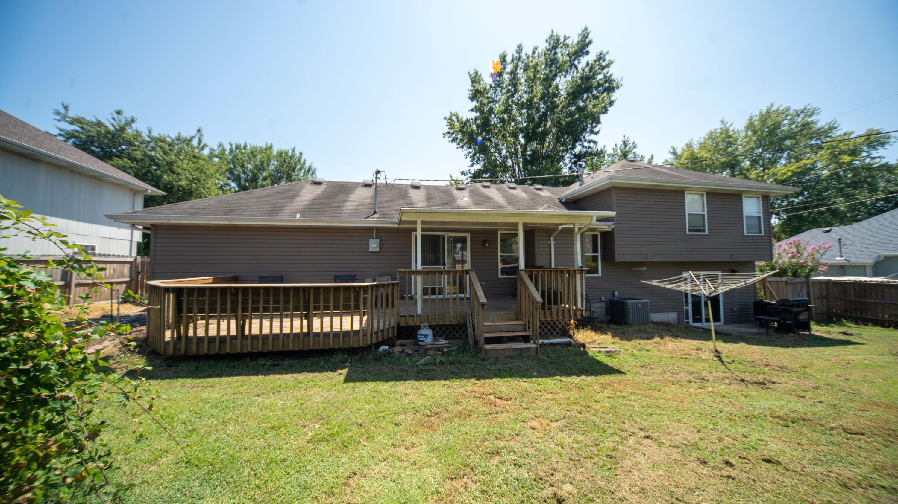 Photo 17 - Residential for sale – 3619 W El Castile Street  Springfield, MO