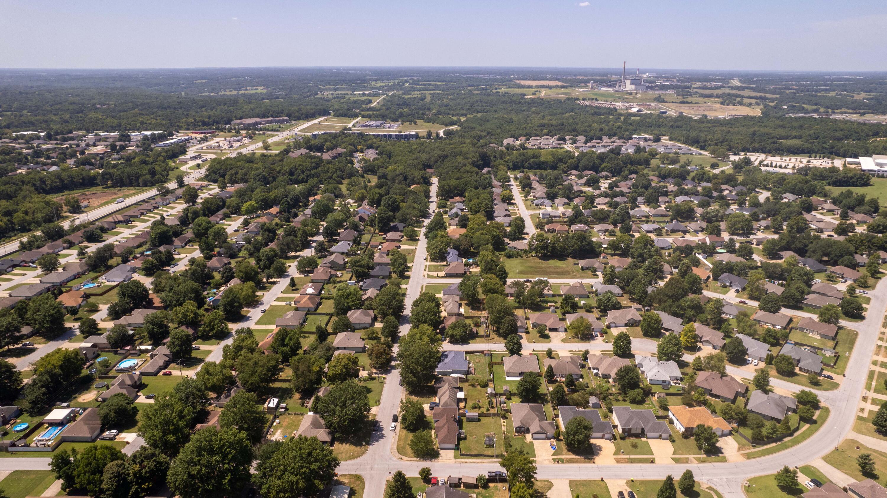 Photo 22 - Residential for sale – 3619 W El Castile Street  Springfield, MO