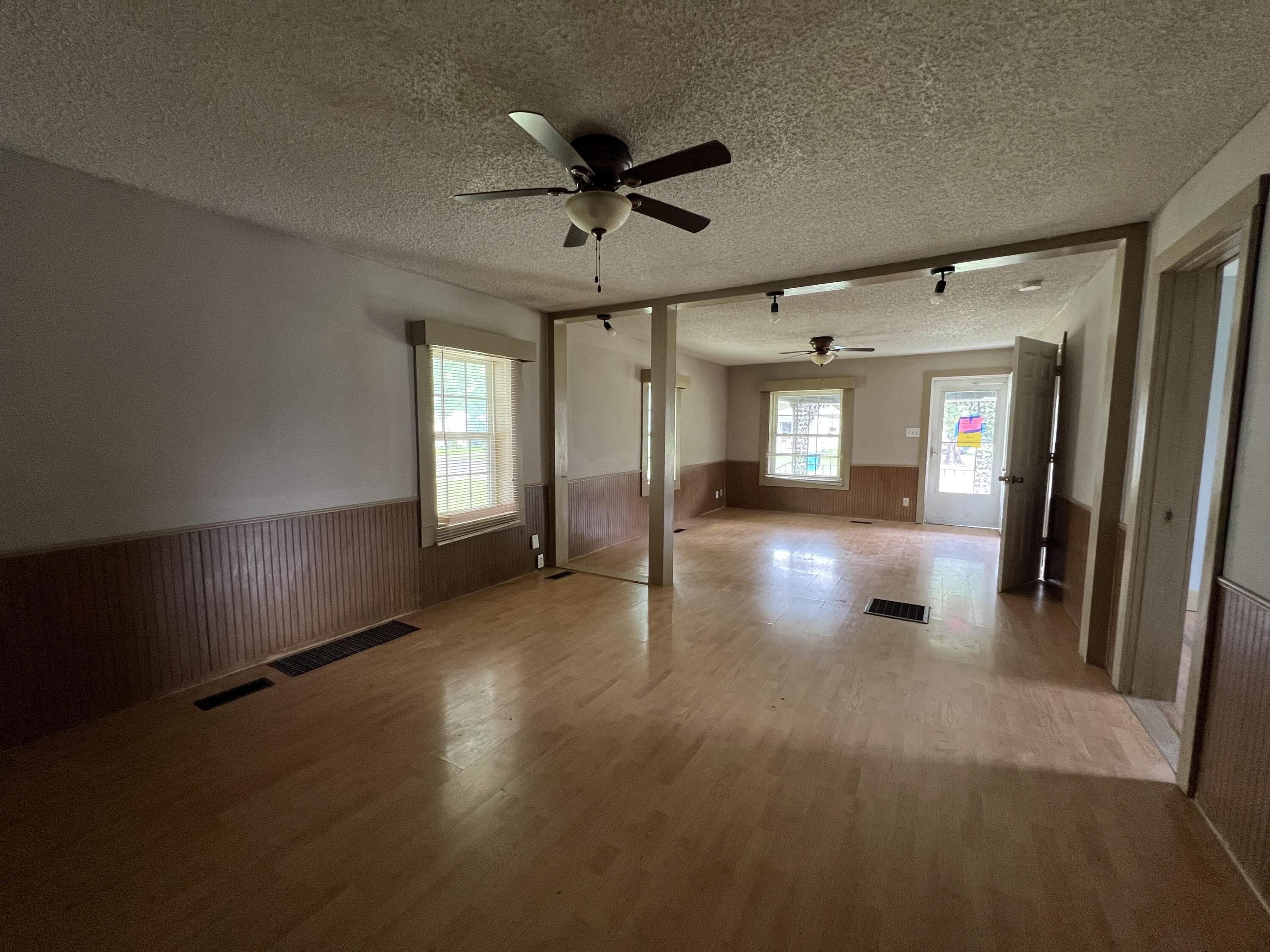 Photo 5 - Residential for sale – 1429 N Marion Avenue  Springfield, MO