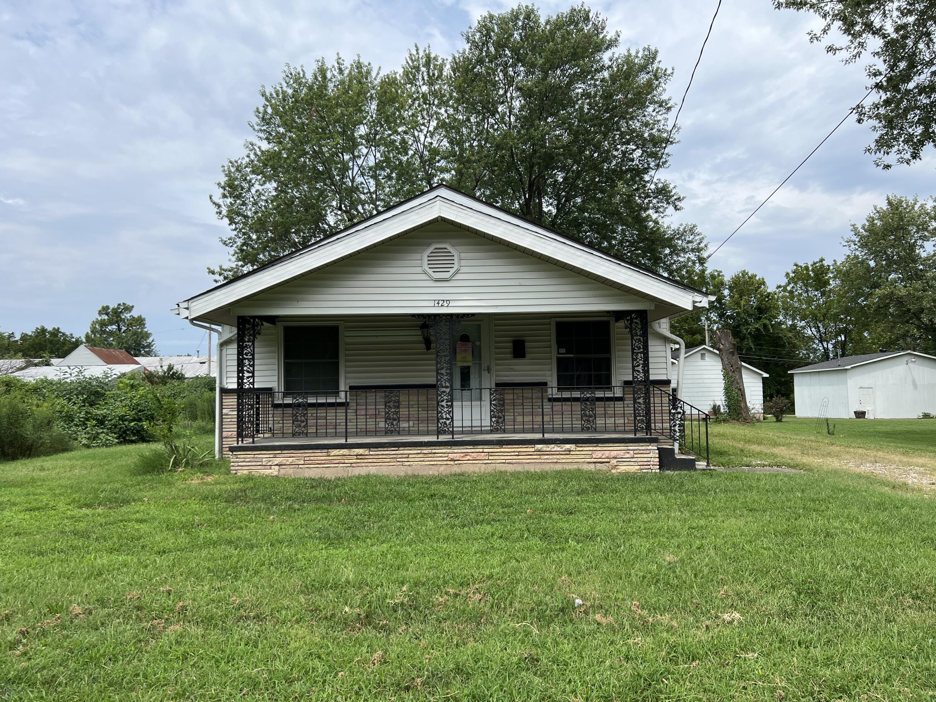 Residential for sale – 1429 N Marion Avenue  Springfield, MO