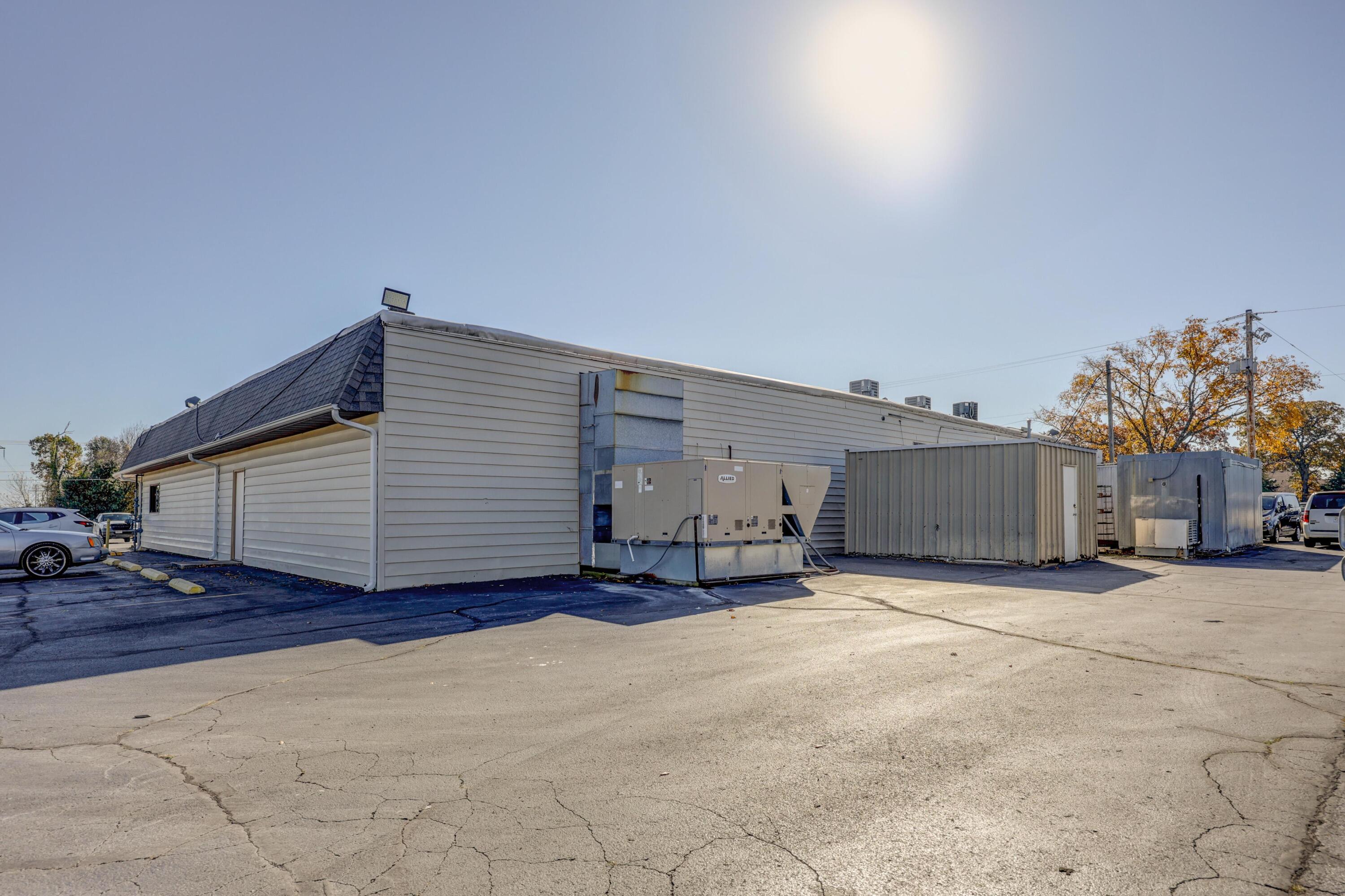 Photo 2 - Commercial Sale for sale – 2728 &2802 N Rangeline Road  Joplin, MO