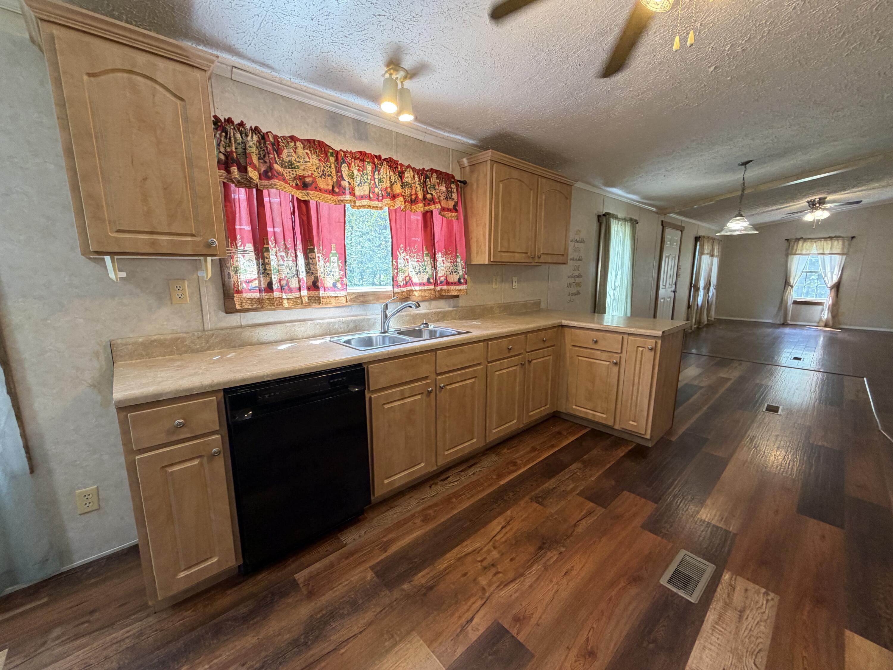 Photo 11 - Residential for sale – 1767  Ff Highway  Alton, MO