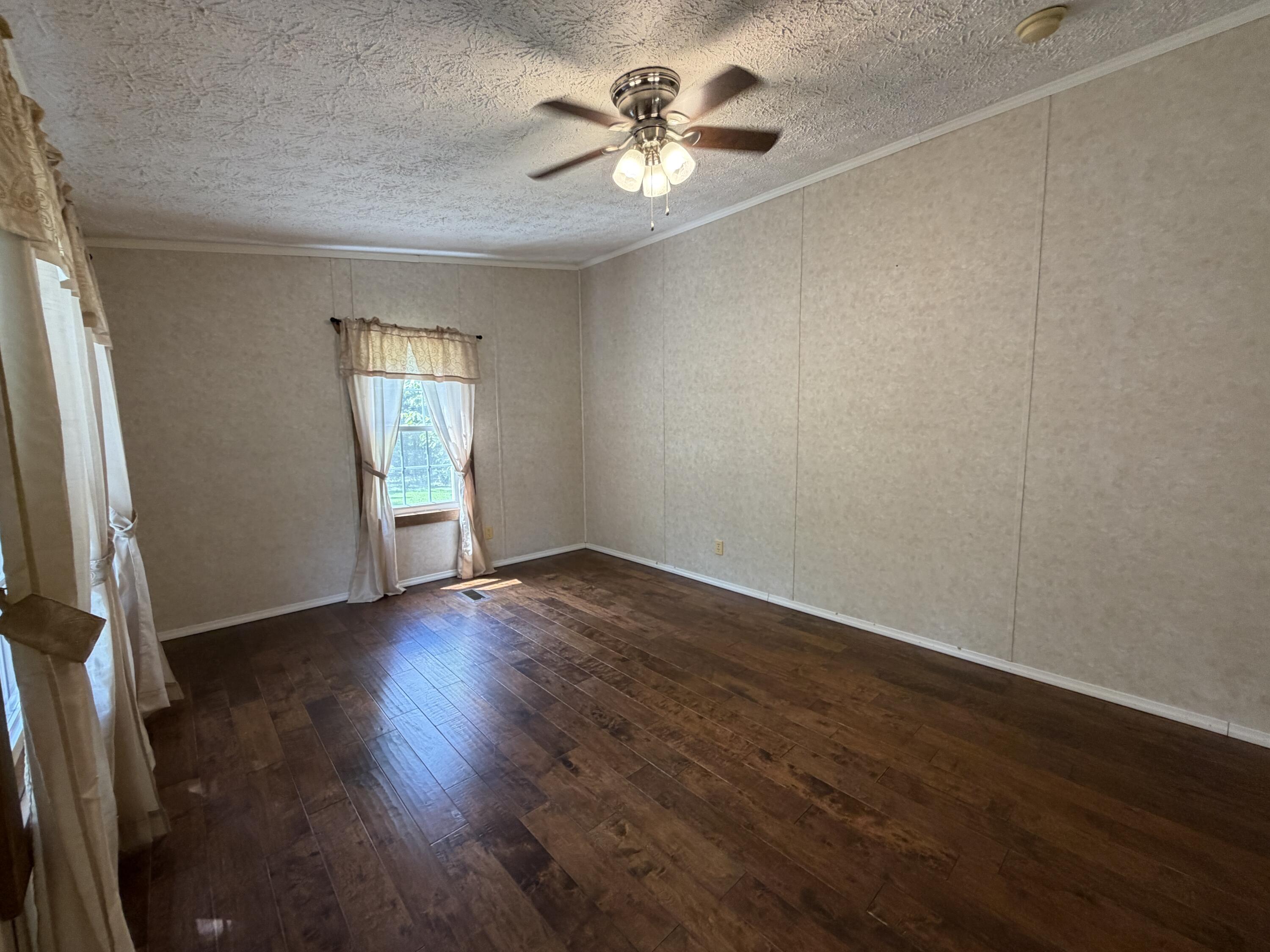 Photo 8 - Residential for sale – 1767  Ff Highway  Alton, MO