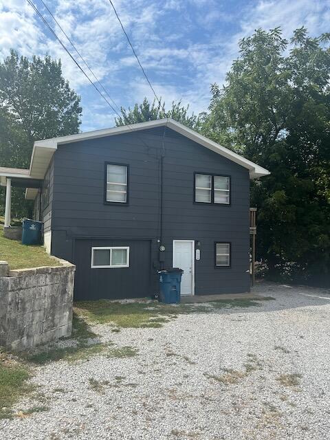 Photo 4 - Residential for sale – 106 W South Street  Neosho, MO