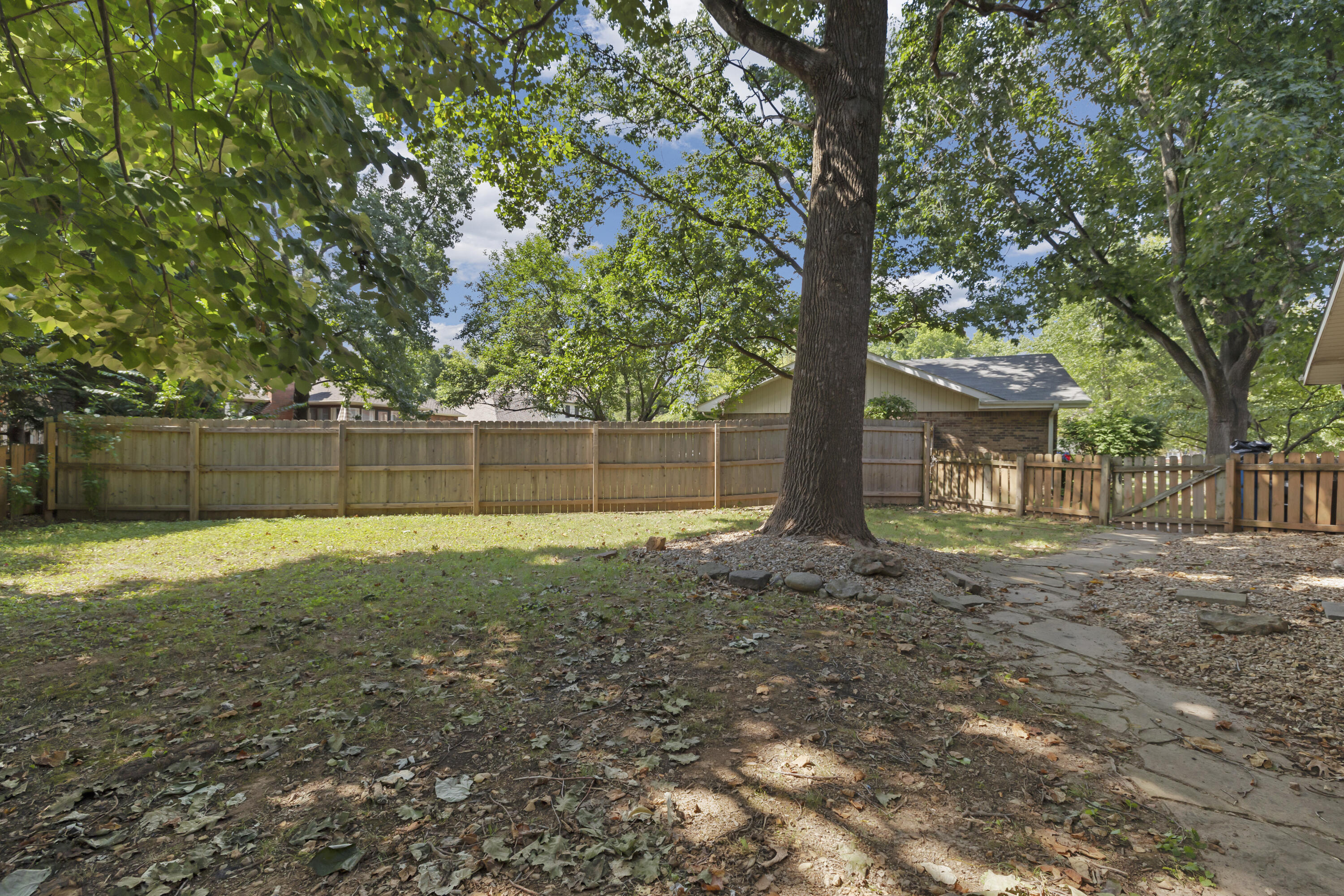 Photo 49 - Residential for sale – 4663 S Roubidoux Place  Springfield, MO