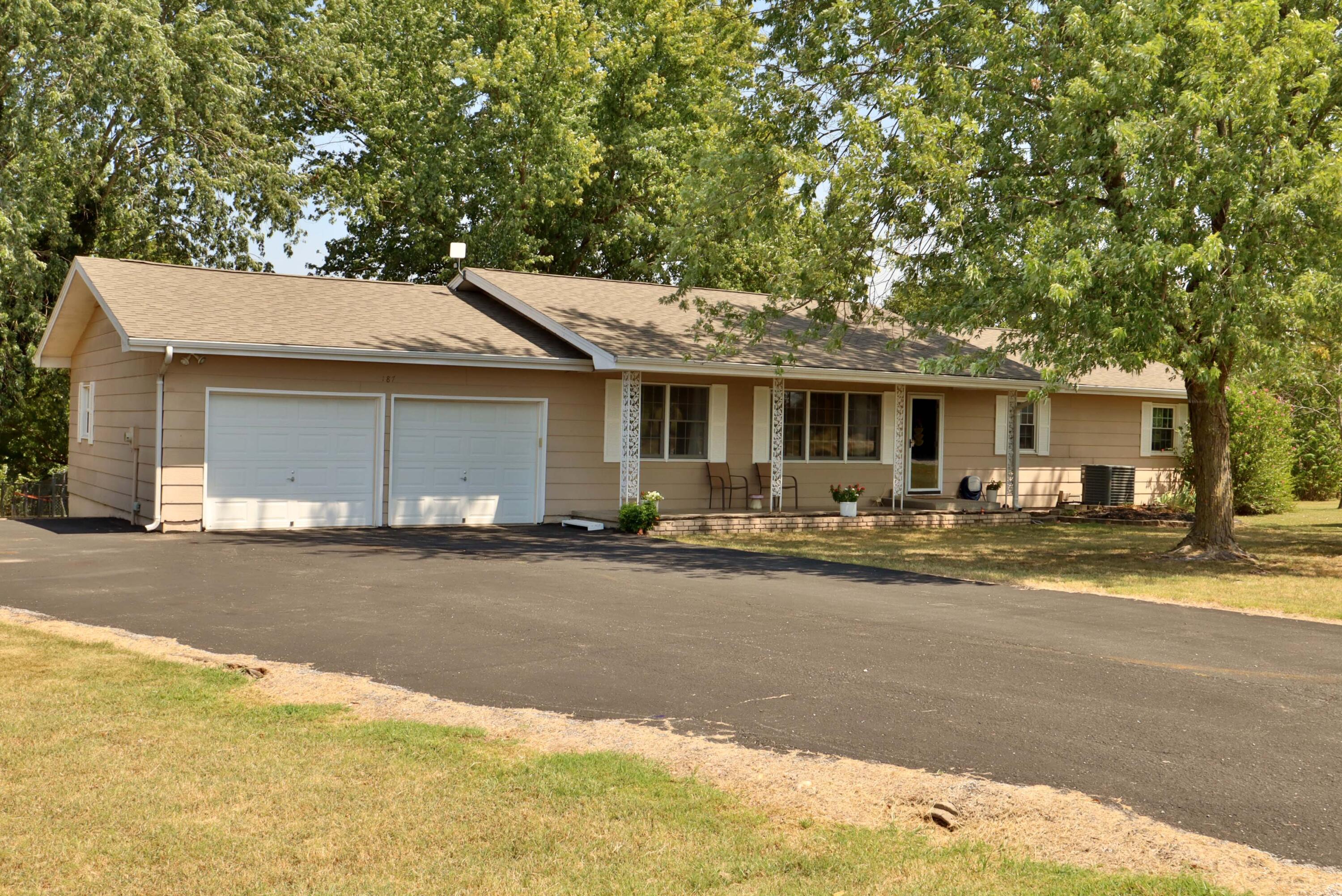 Photo 4 - Residential for sale – 187  Rose Lane  Billings, MO