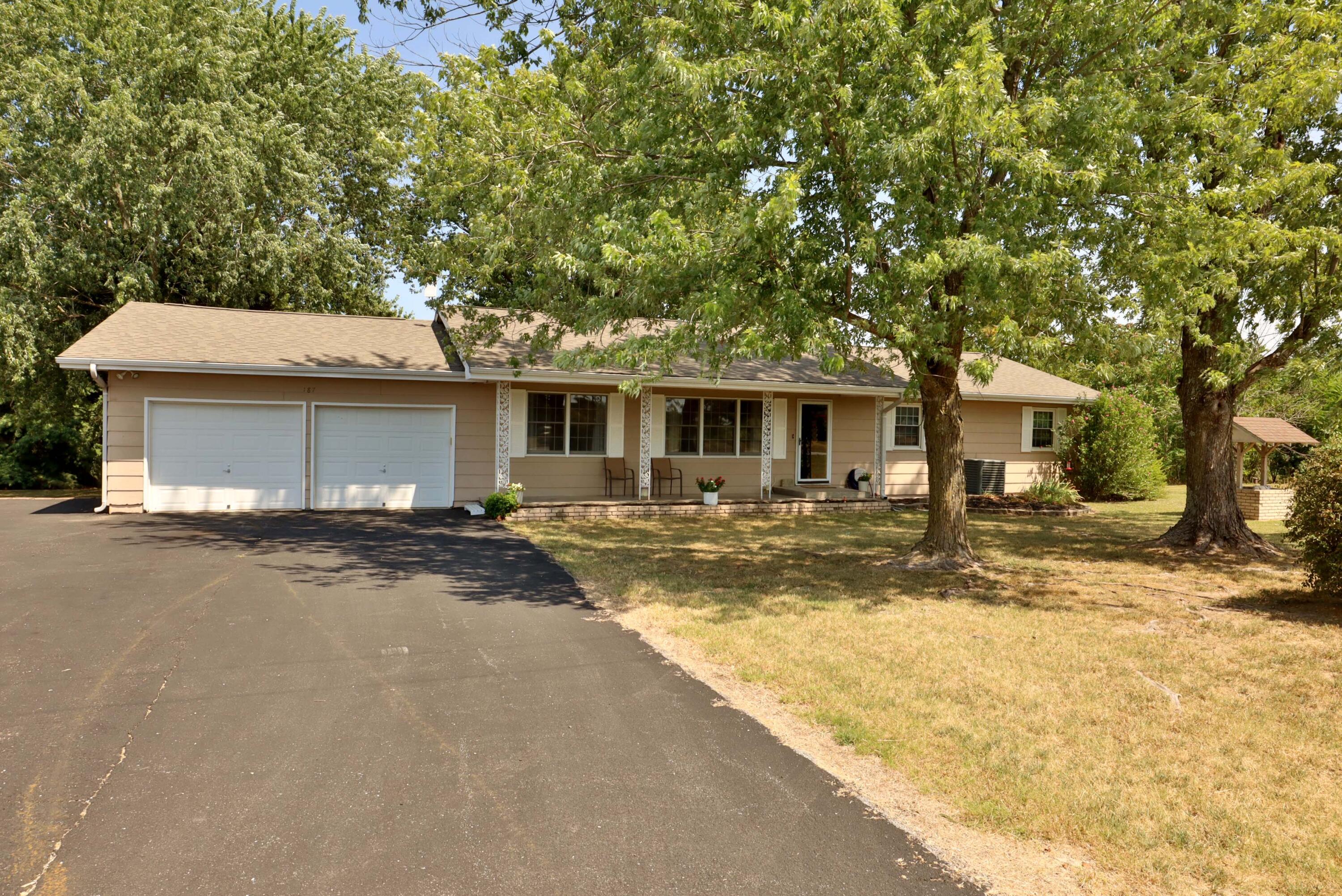 Photo 3 - Residential for sale – 187  Rose Lane  Billings, MO