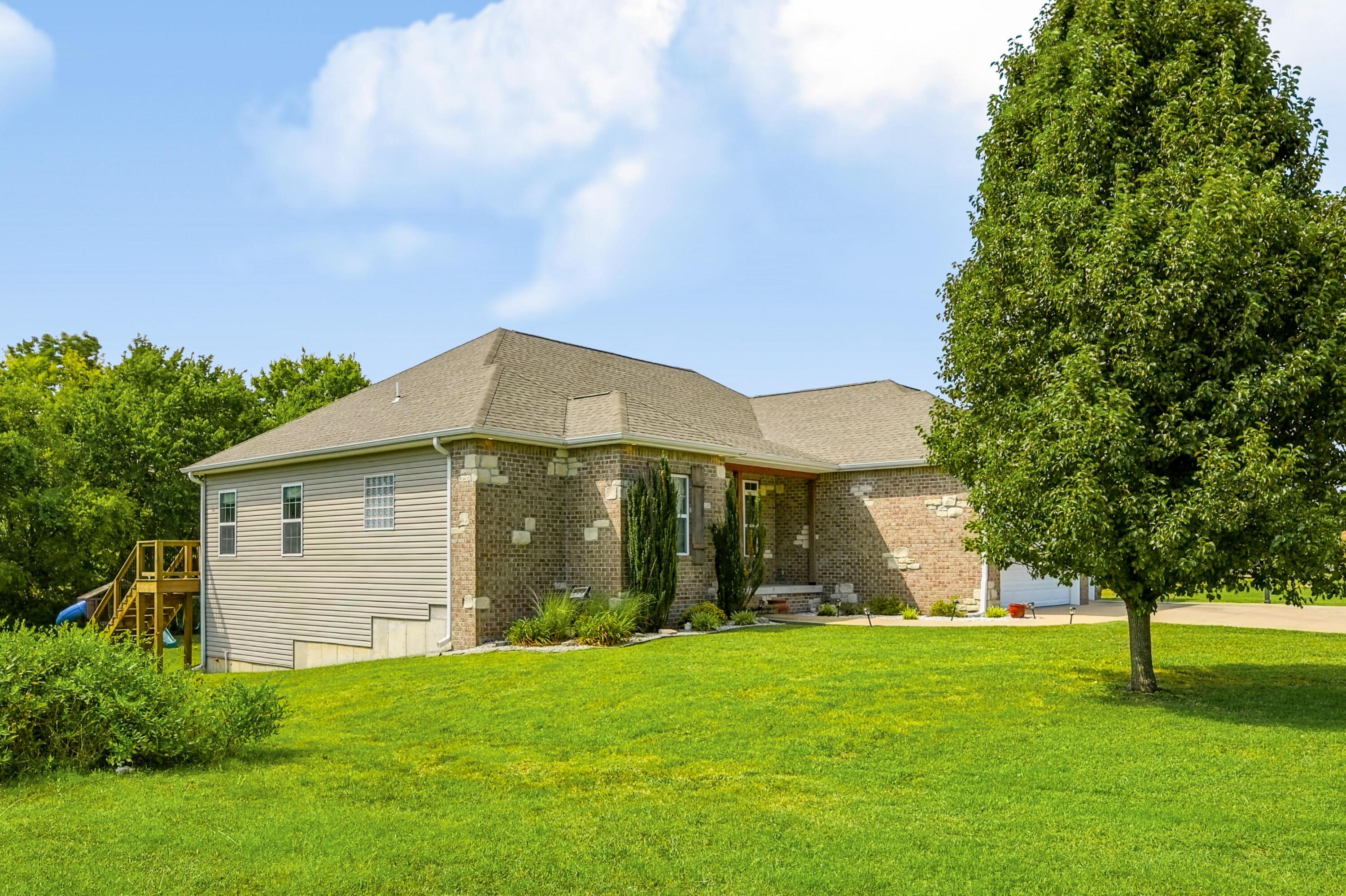 Photo 3 - Residential for sale – 3106 N Brownell Avenue  Joplin, MO