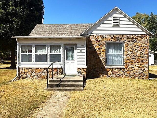 Residential for sale – 109 S 11th Street  Sarcoxie, MO