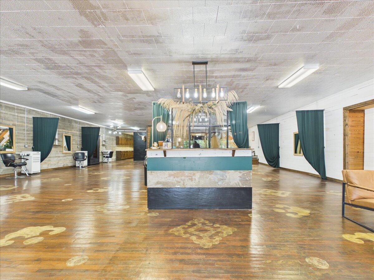 Photo 4 - Commercial Sale for sale – 213 N Grand Avenue  Houston, MO