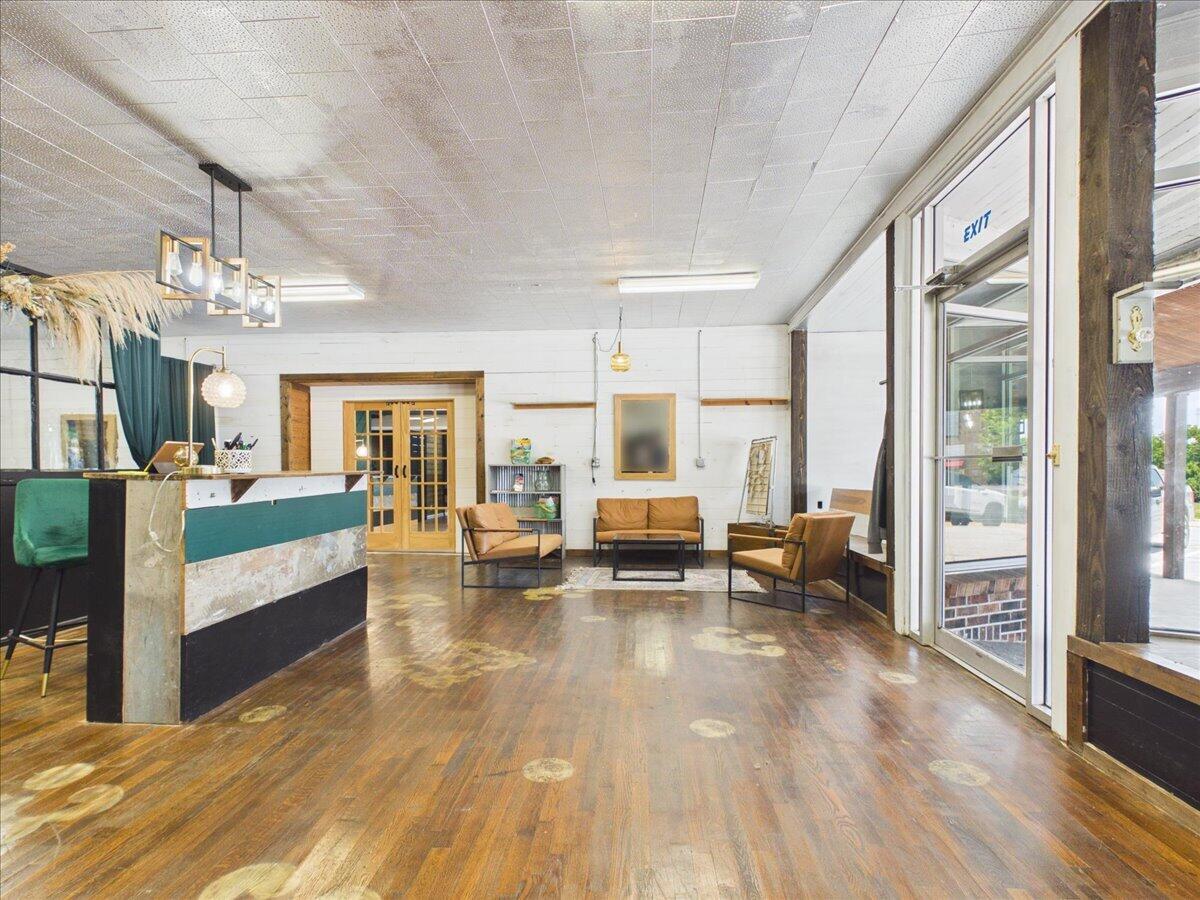 Photo 8 - Commercial Sale for sale – 213 N Grand Avenue  Houston, MO