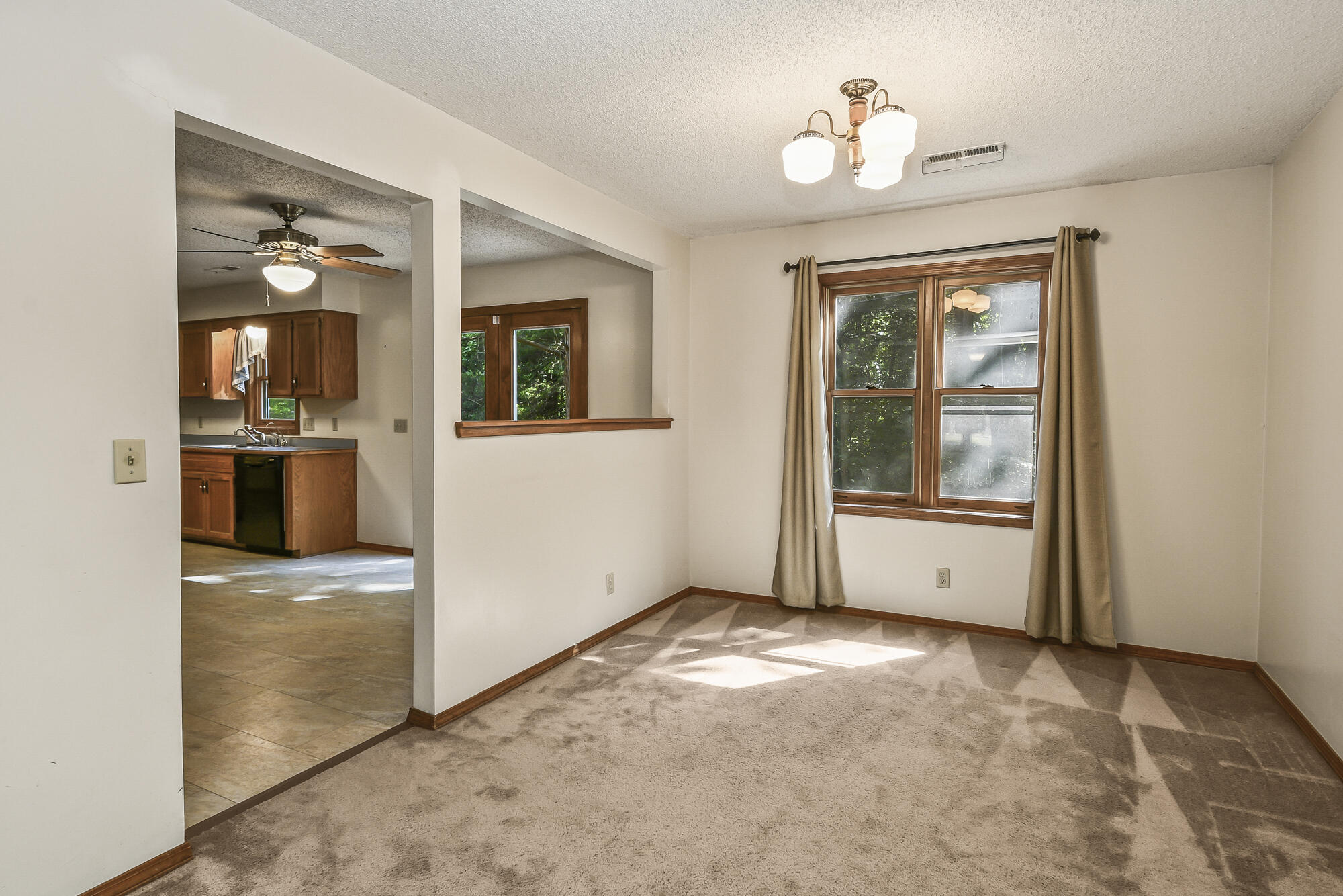 Photo 12 - Residential for sale – 144  Meadow Avenue  Branson, MO