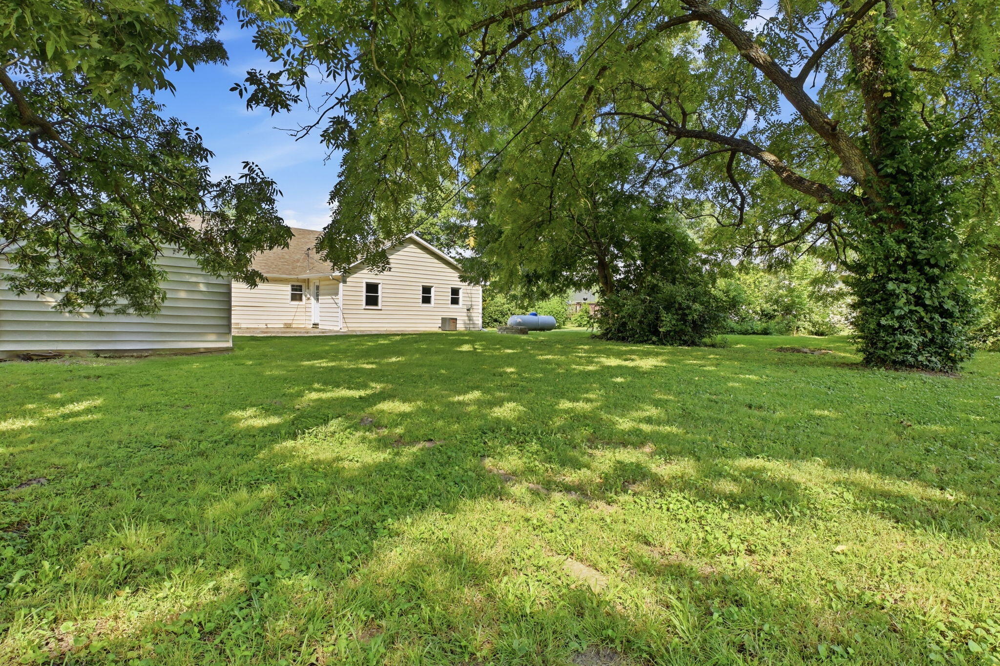 Photo 33 - Residential for sale – 624 N Springfield Avenue  Bolivar, MO