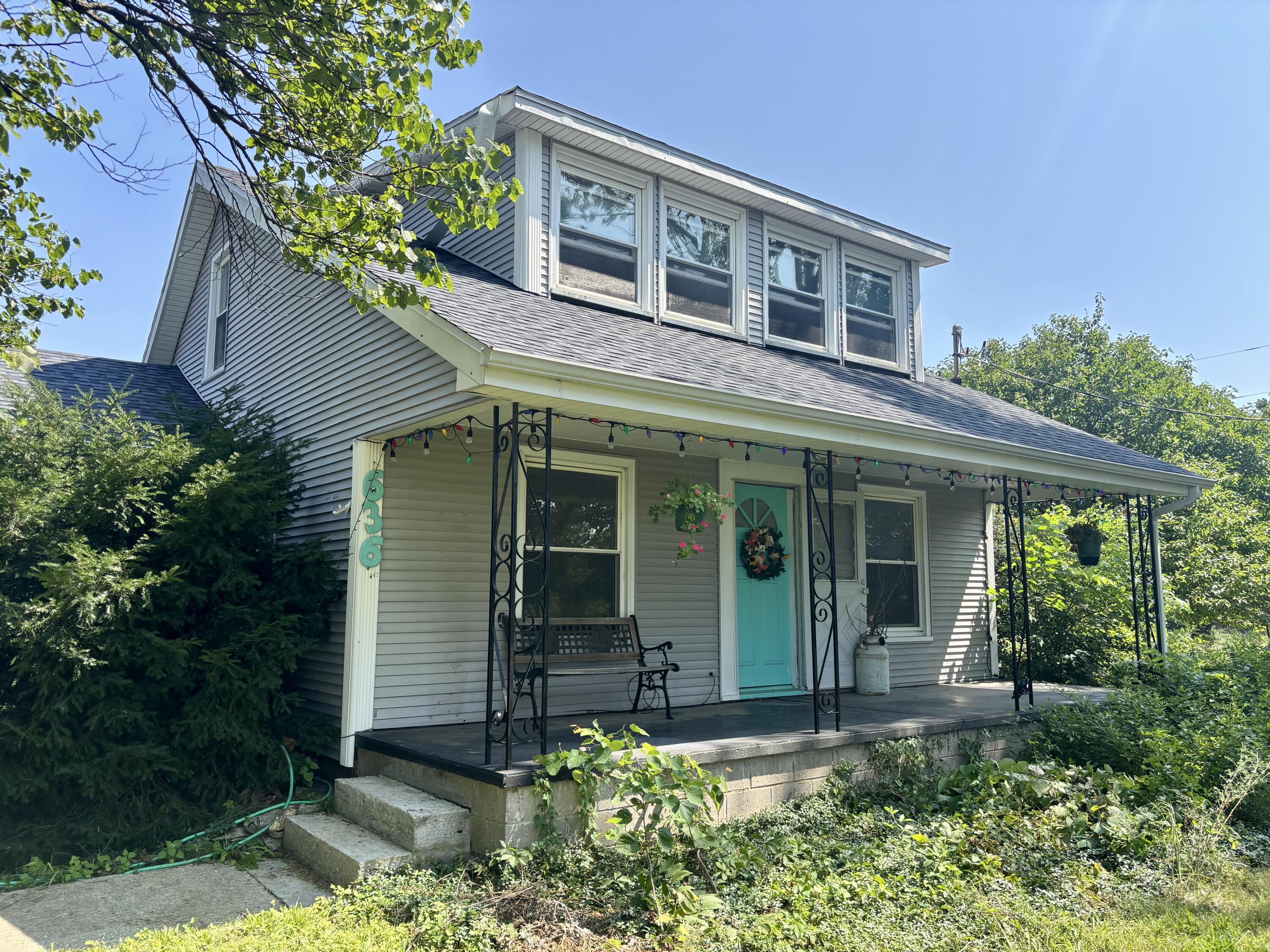 Photo 2 - Residential for sale – 636 W Center Street  Rogersville, MO
