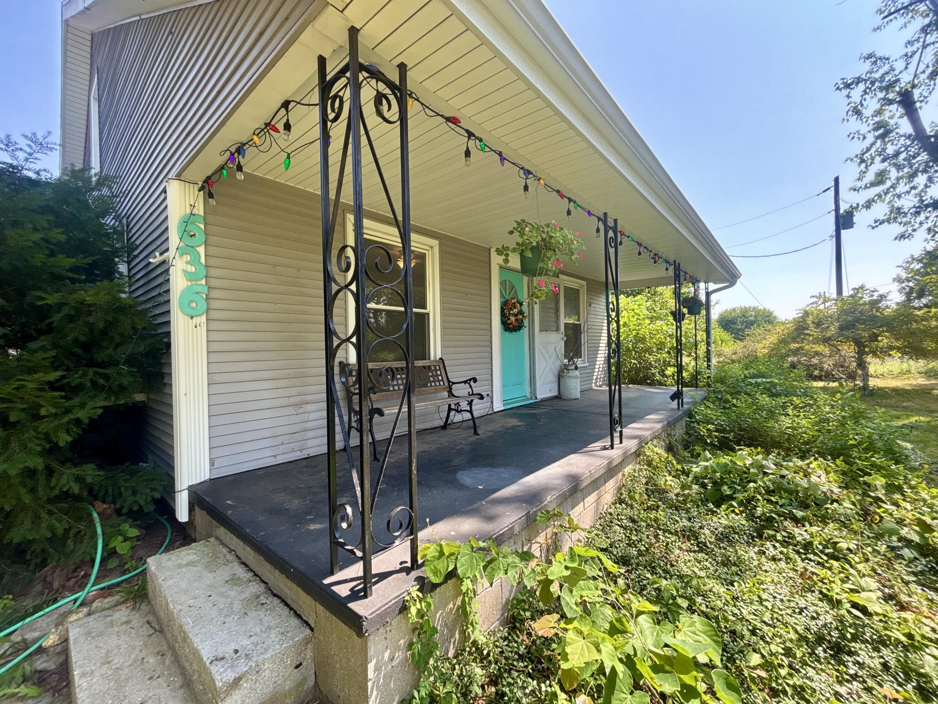 Photo 5 - Residential for sale – 636 W Center Street  Rogersville, MO
