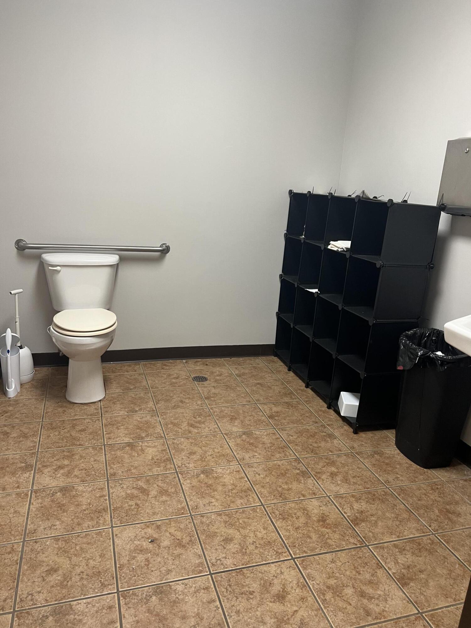 Photo 22 - Commercial Lease for sale – 500 W Battlefield Road  Springfield, MO