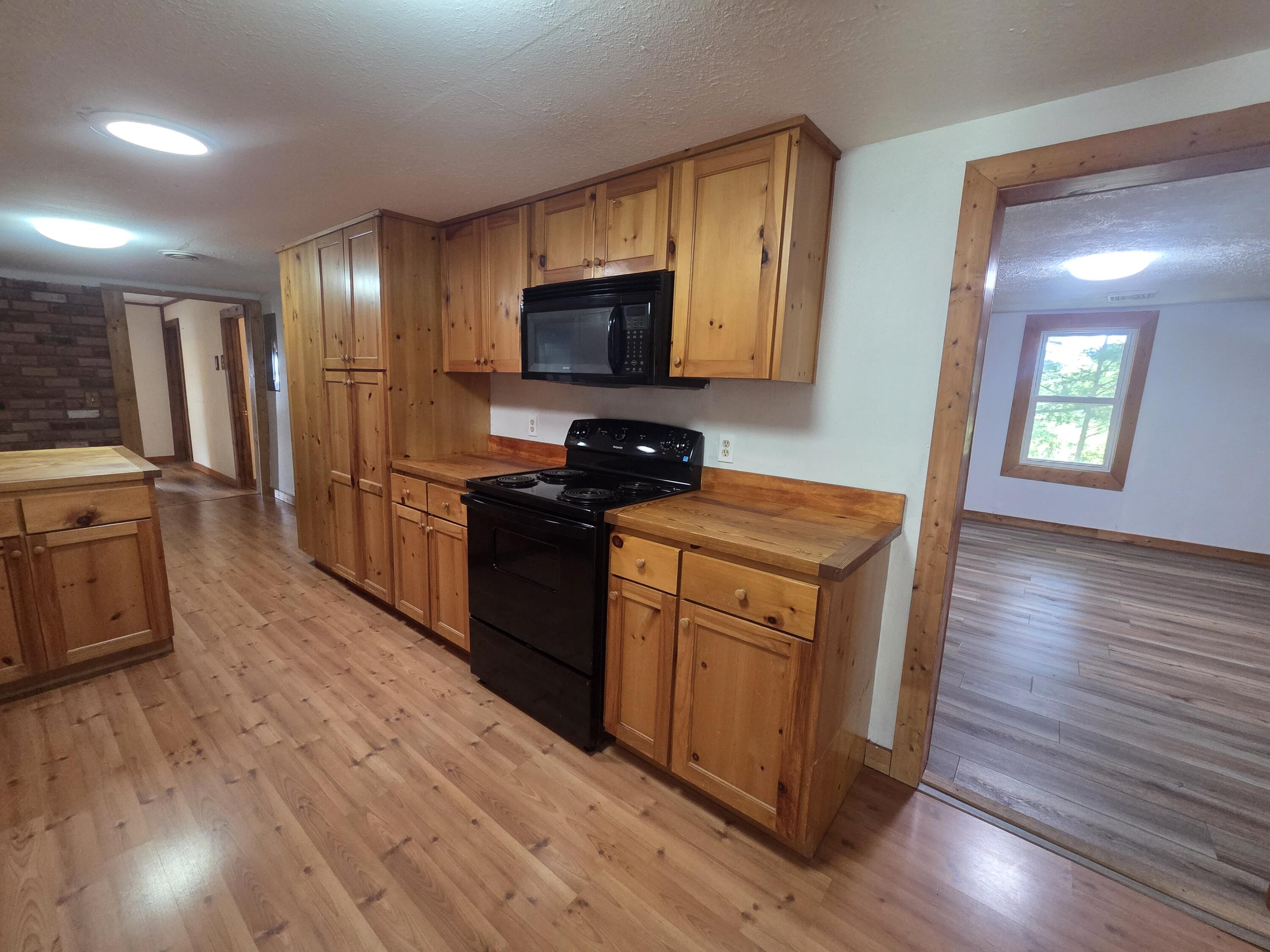 Photo 3 - Residential for sale – 2620  County Road 2300   Salem, MO