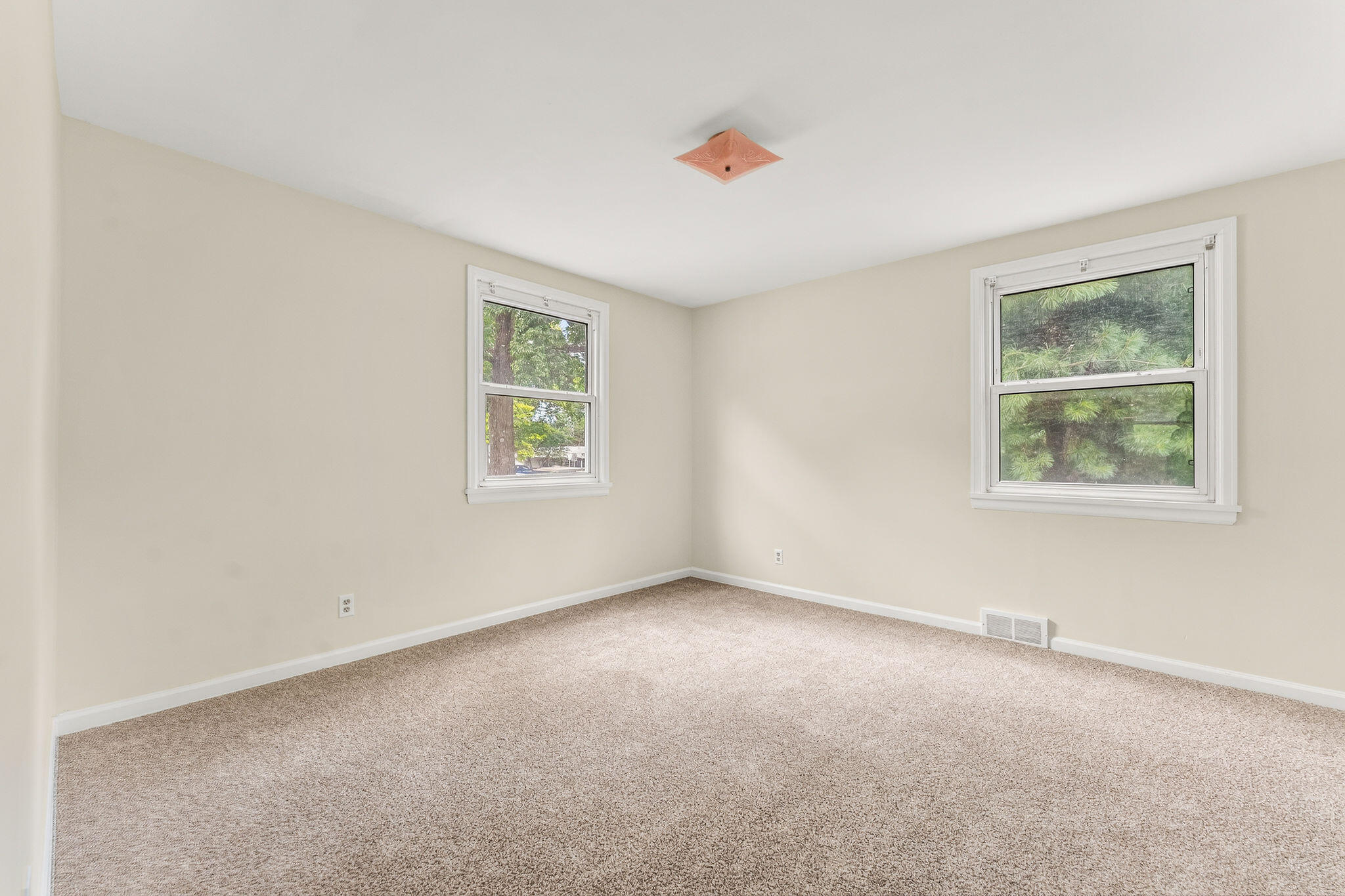 Photo 21 - Residential for sale – 822 S Rogers Avenue  Springfield, MO