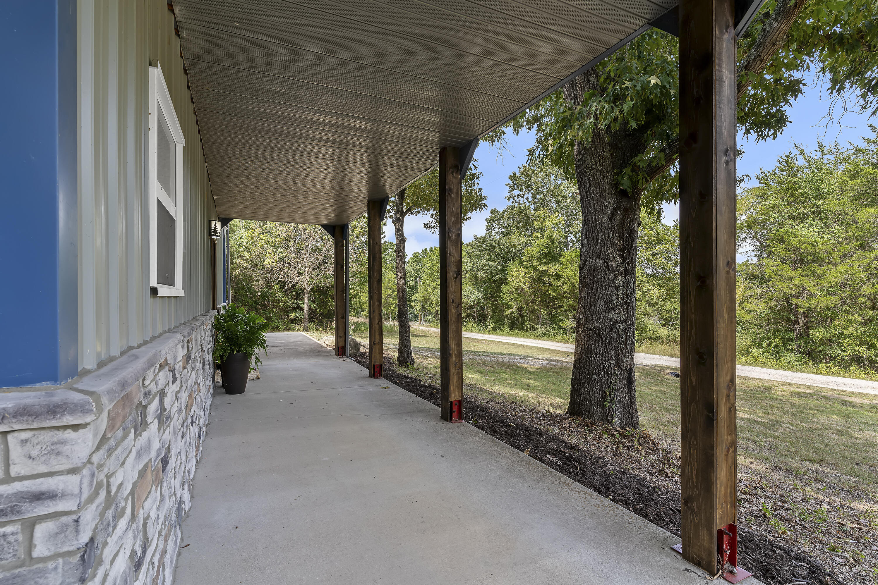 Photo 6 - Residential for sale – 557 S Deer Run Street  Shell Knob, MO