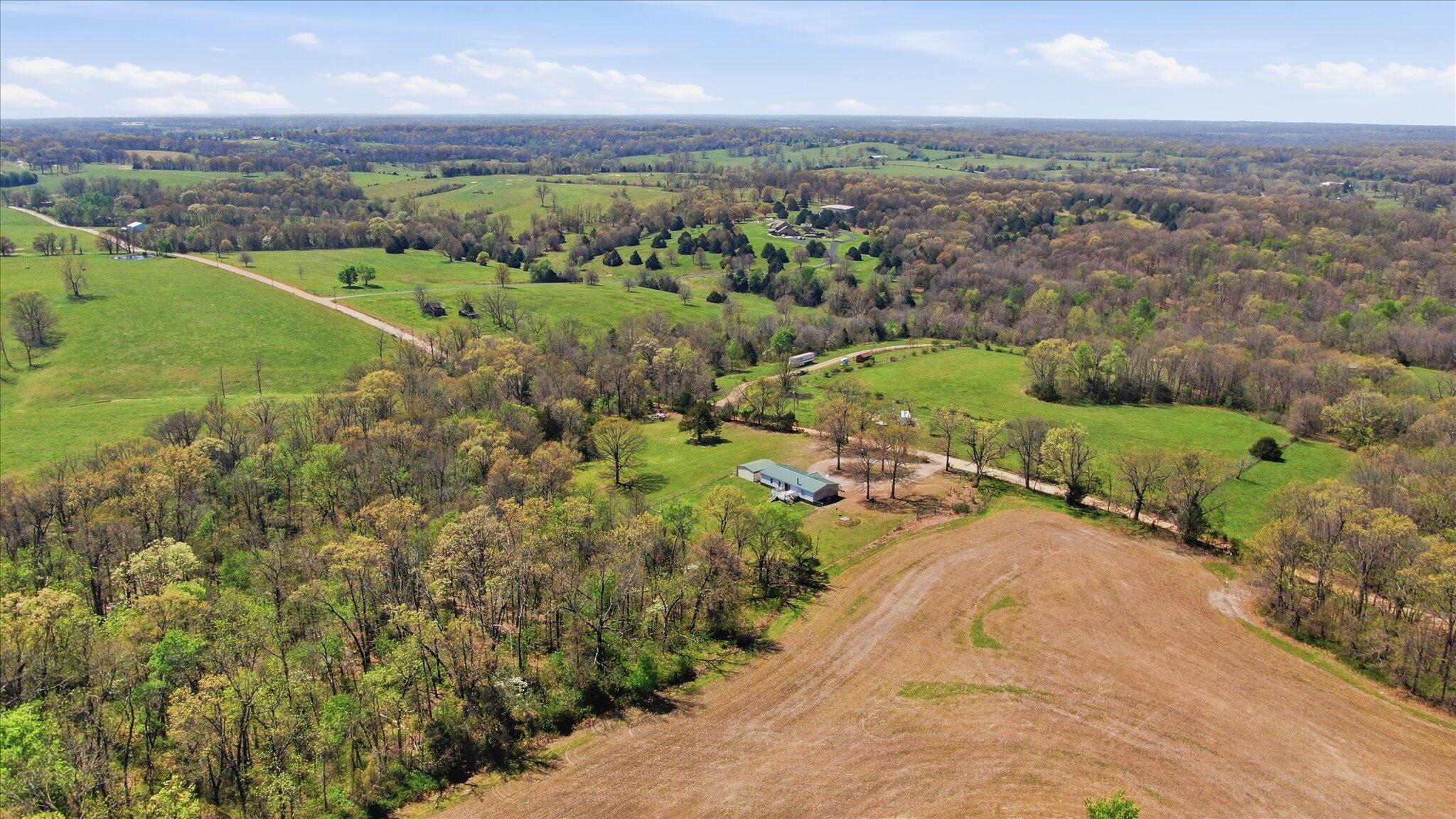 Photo 29 - Residential for sale – 13170  Farm Road 1157   Cassville, MO