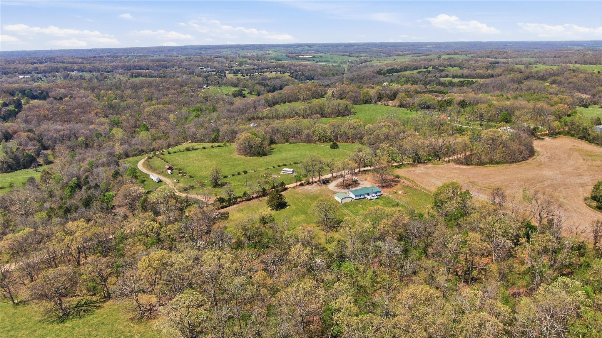Photo 31 - Residential for sale – 13170  Farm Road 1157   Cassville, MO