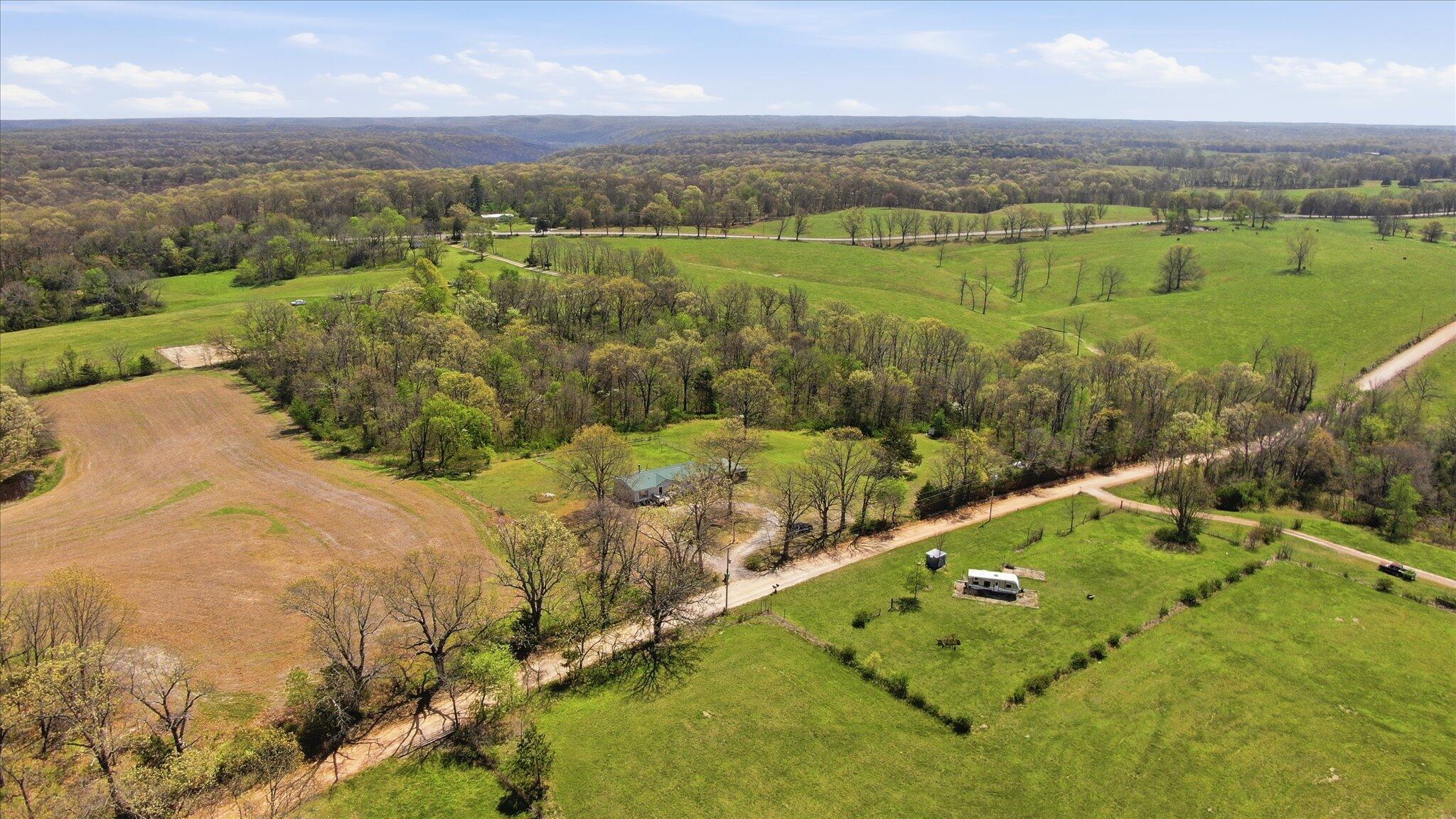 Photo 27 - Residential for sale – 13170  Farm Road 1157   Cassville, MO