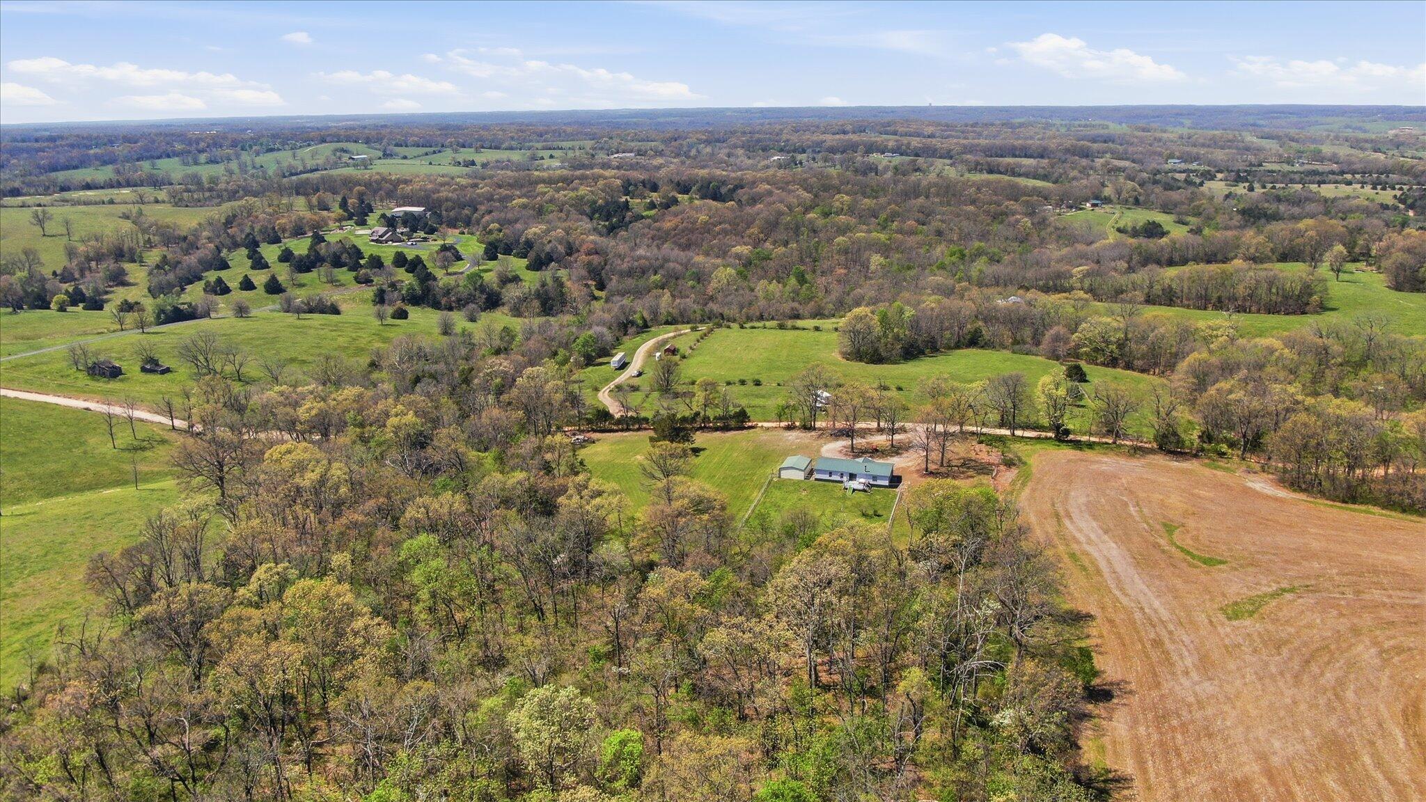 Photo 30 - Residential for sale – 13170  Farm Road 1157   Cassville, MO