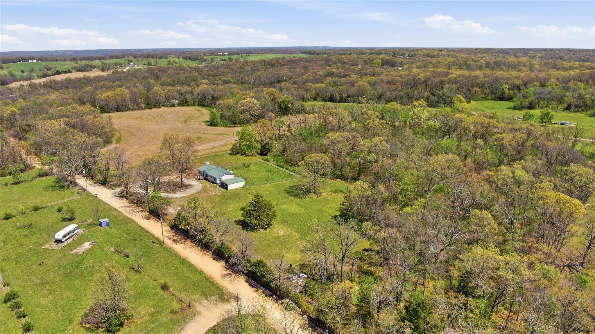 Photo 35 - Residential for sale – 13170  Farm Road 1157   Cassville, MO