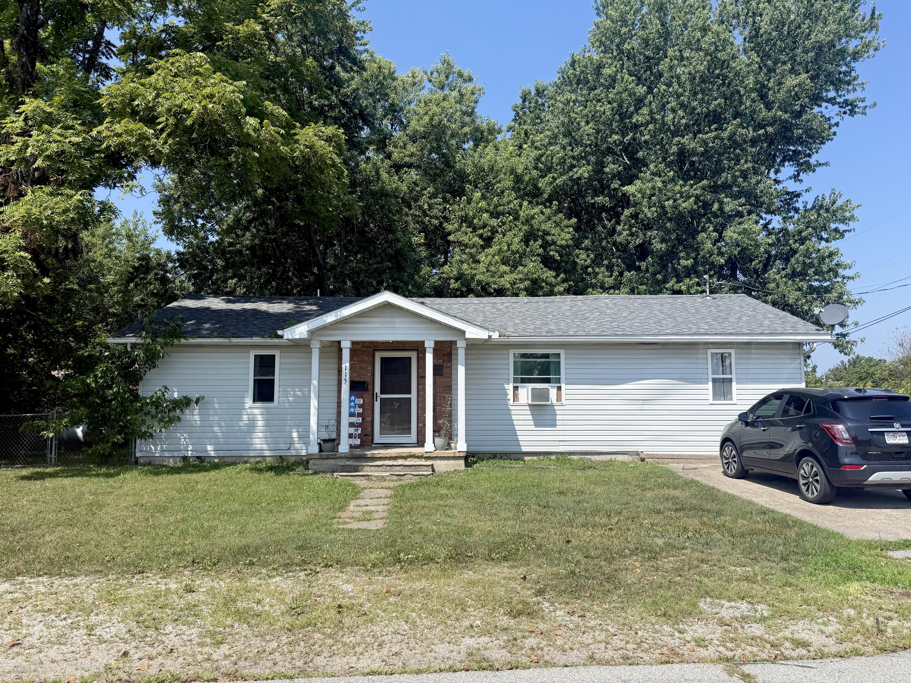 Residential for sale – 115 N King Street  Houston, MO