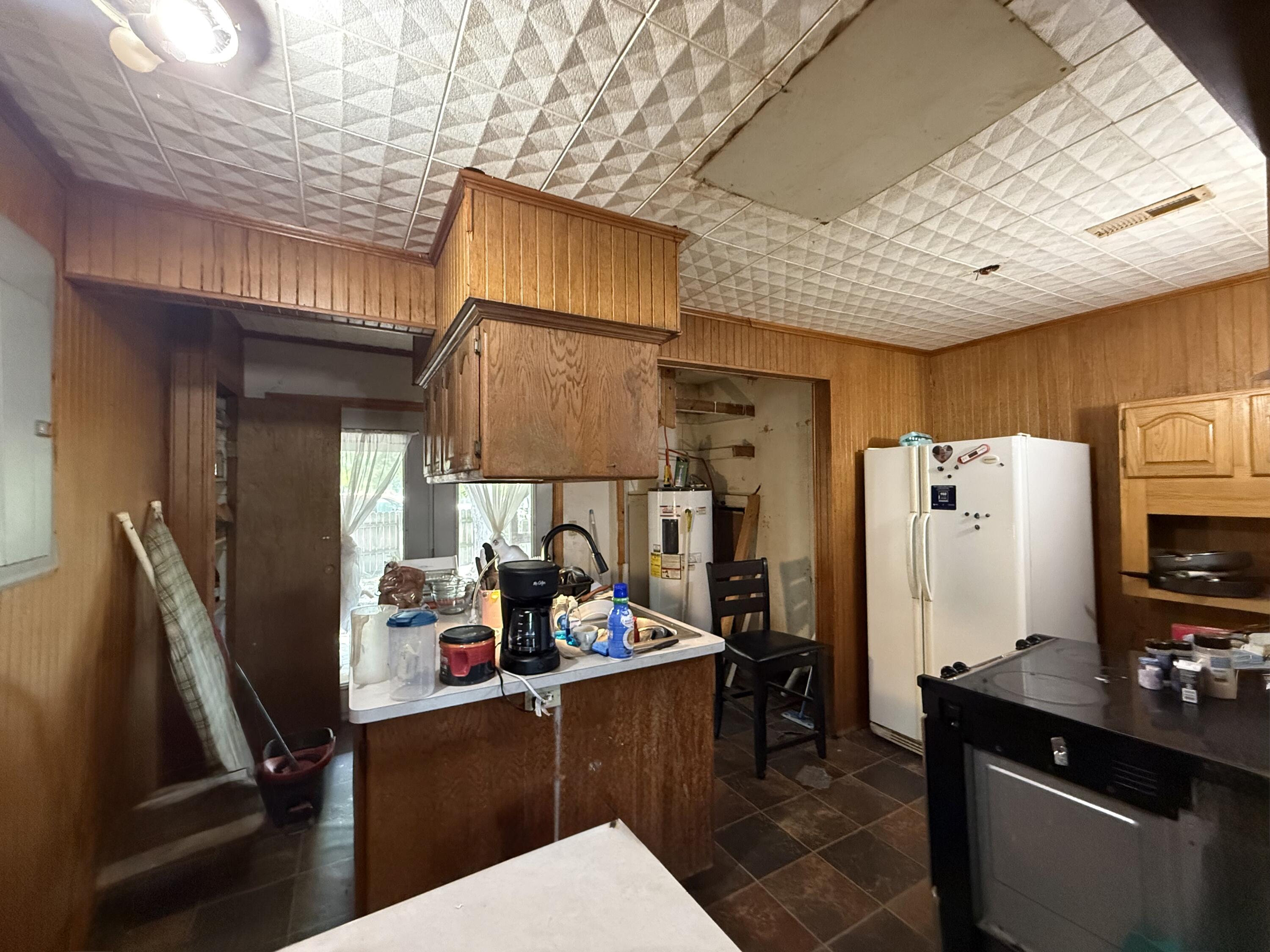 Photo 4 - Residential for sale – 115 N King Street  Houston, MO