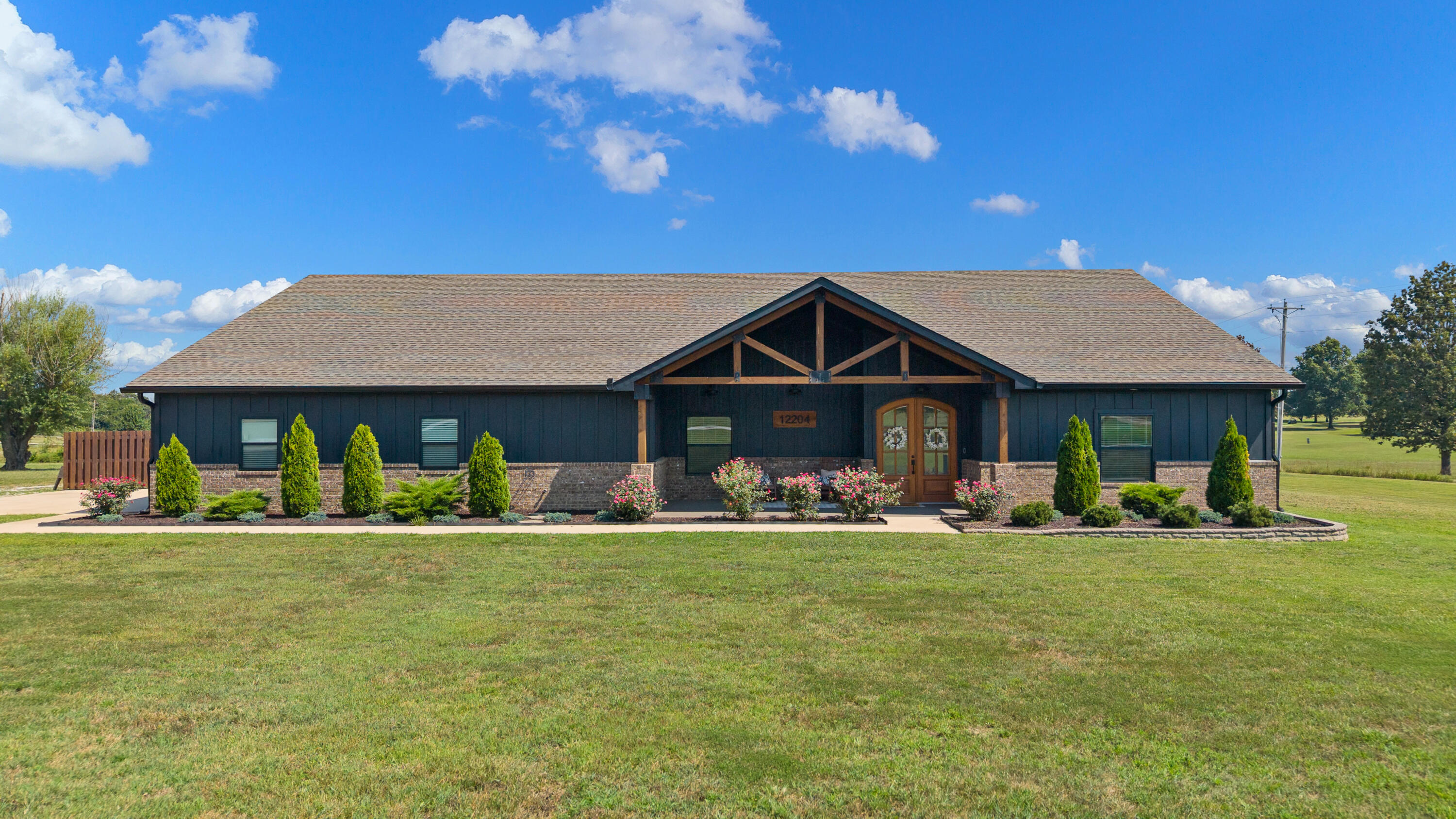 Photo 15 - Residential for sale – 12204  Farm Road 2205   Cassville, MO