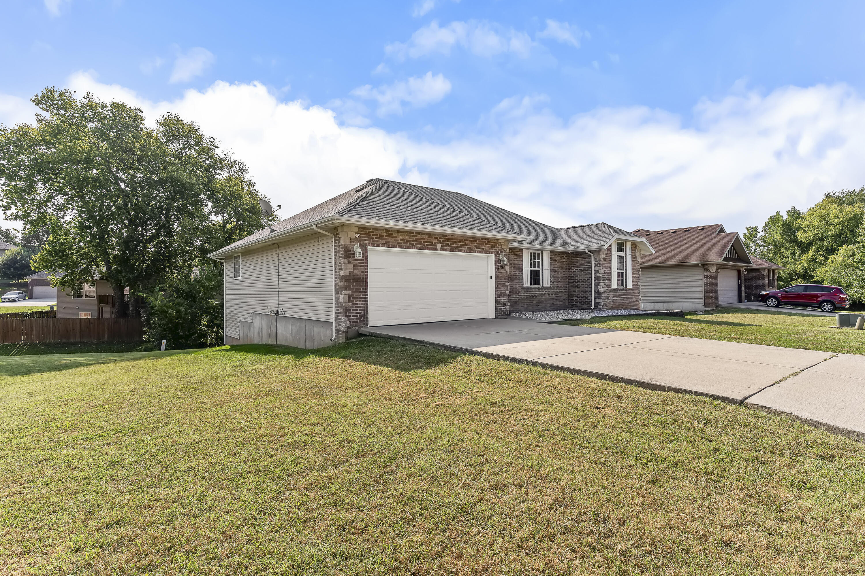 Photo 2 - Residential for sale – 2308 S 13th Street  Ozark, MO