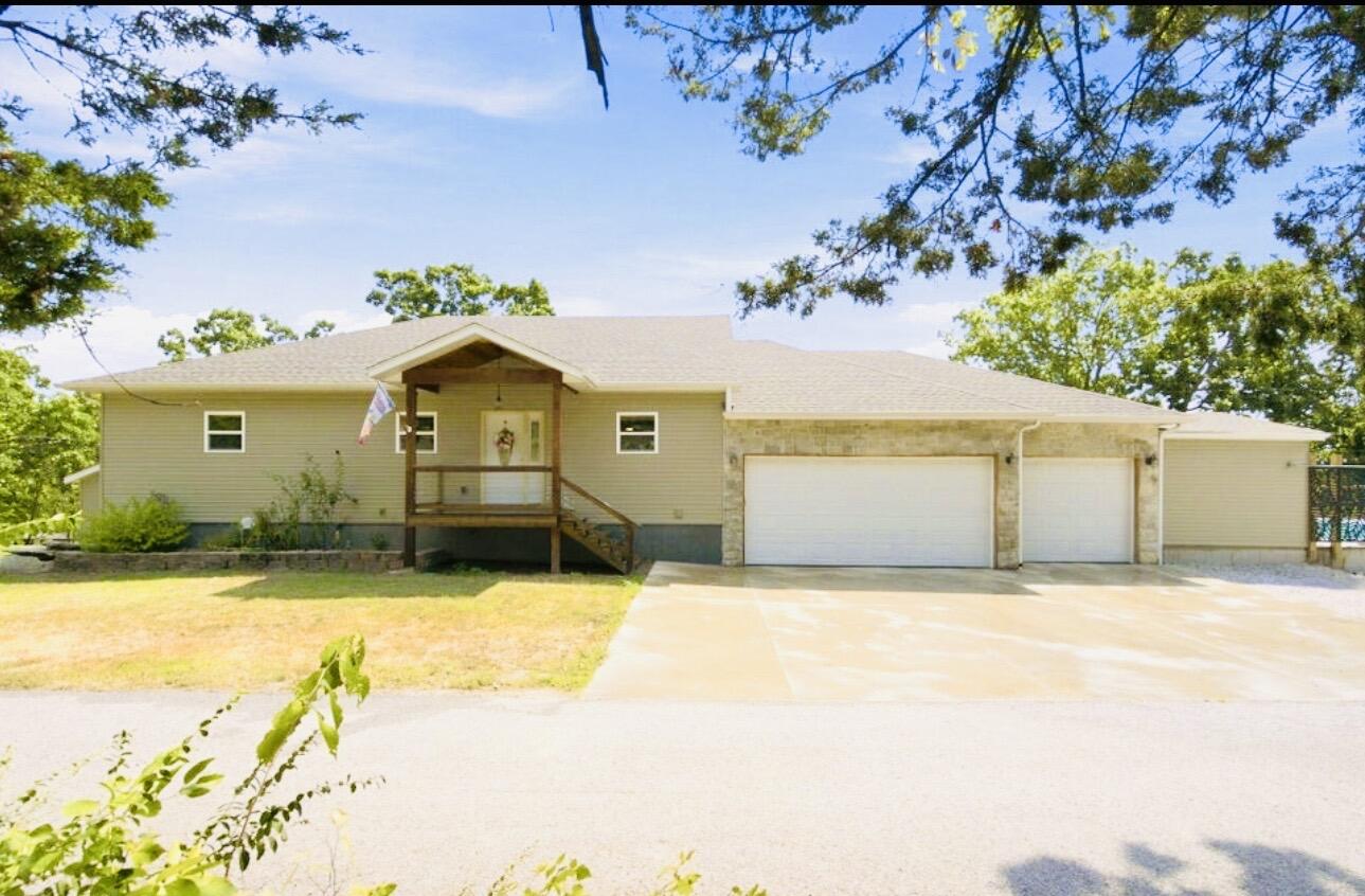 Residential for sale – 2  Golden Circle  Kimberling City, MO