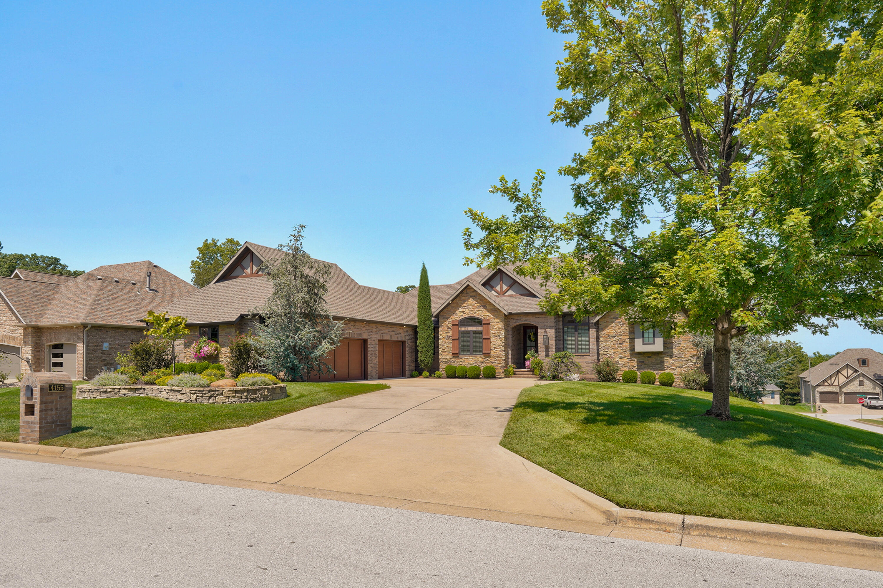 Photo 5 - Residential for sale – 4155 E Gastonbury Street  Springfield, MO