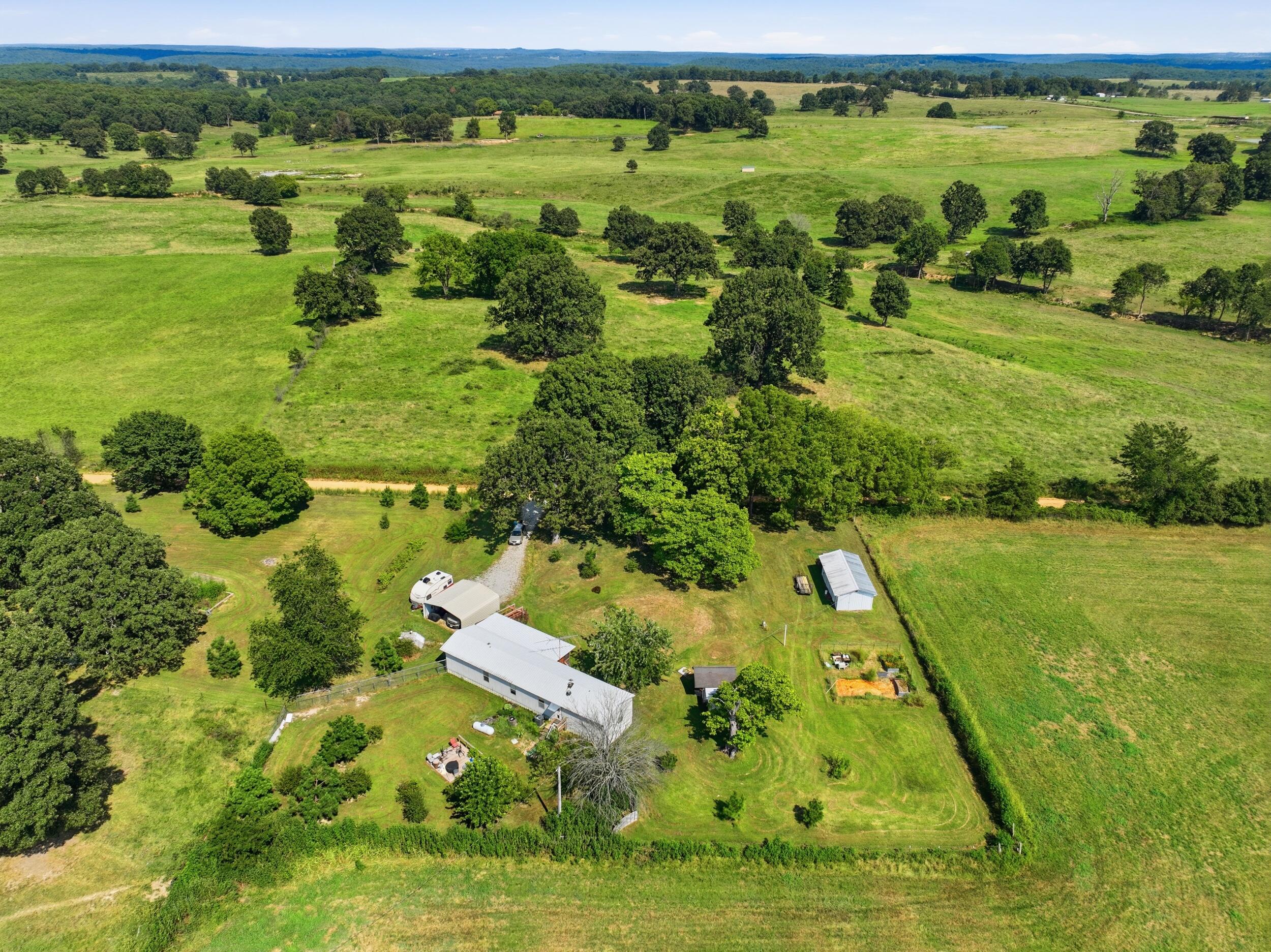 Photo 40 - Residential for sale – 288  County Road 539   Gainesville, MO