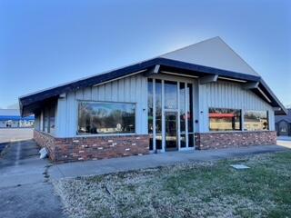 Commercial Sale for sale – 1419 W Austin Boulevard  Nevada, MO