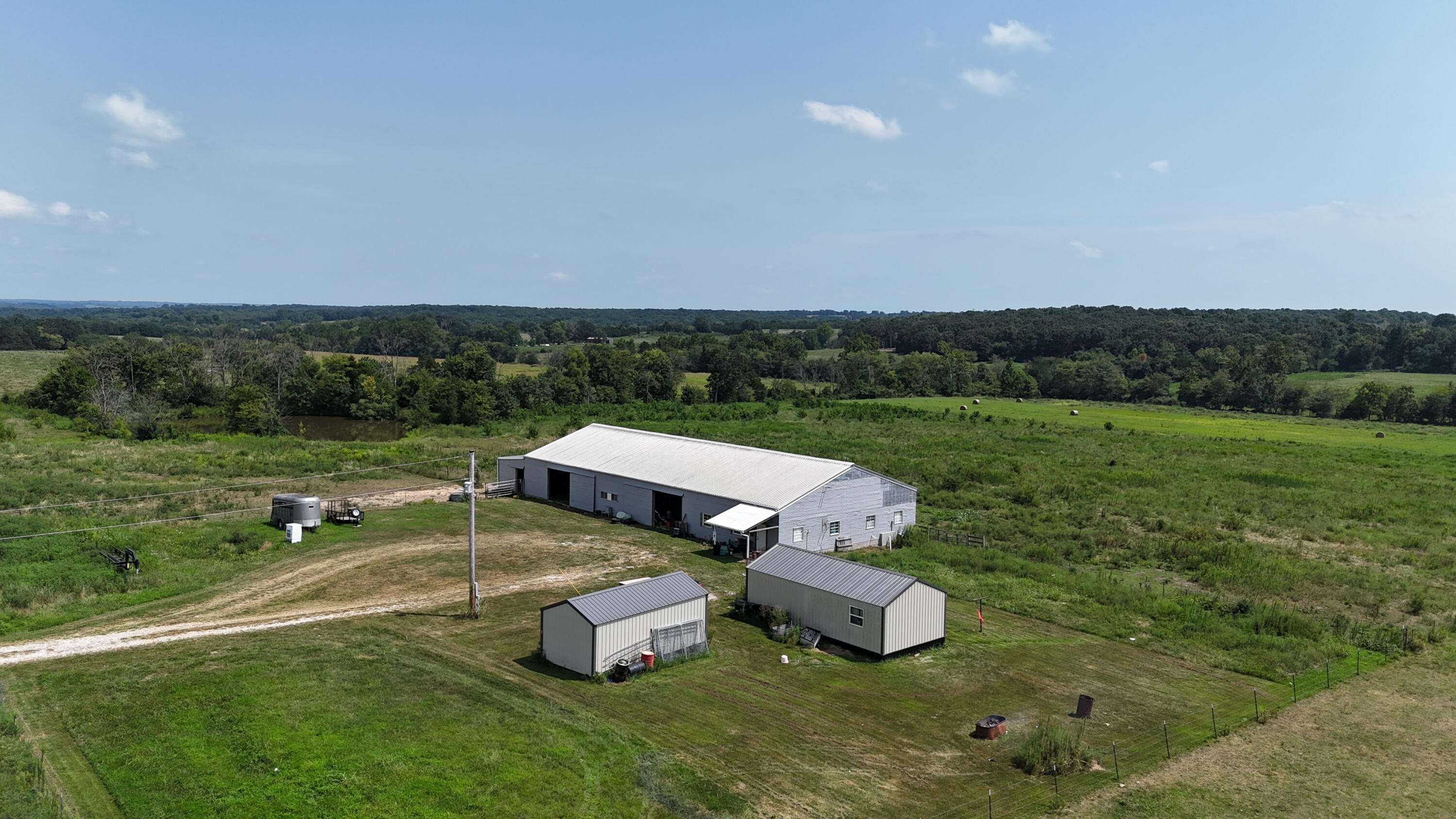 Photo 4 - Residential for sale – 5256  Newton Road  Mansfield, MO