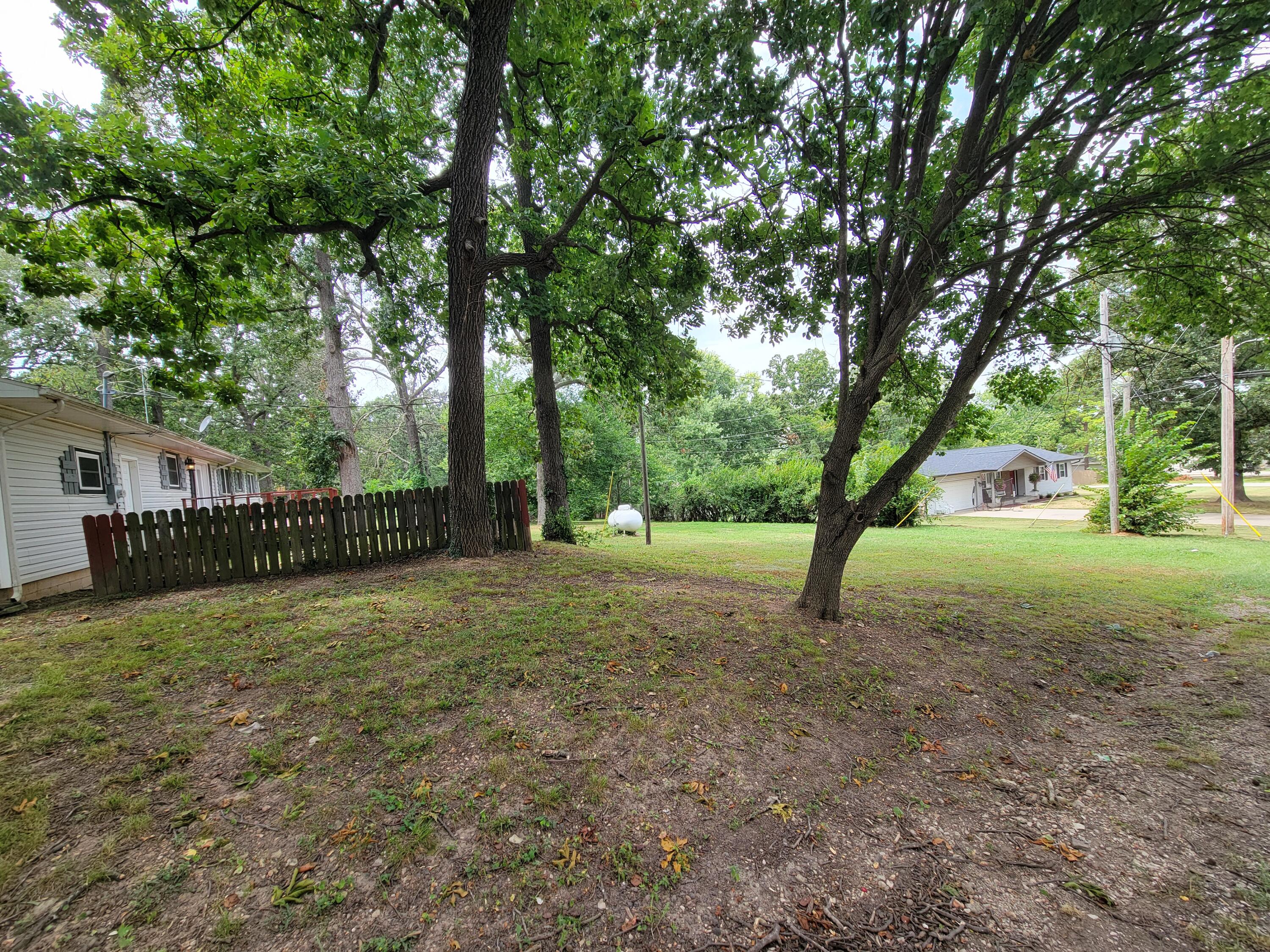 Photo 28 - Residential for sale – 977 W Crestwood Drive  Monett, MO