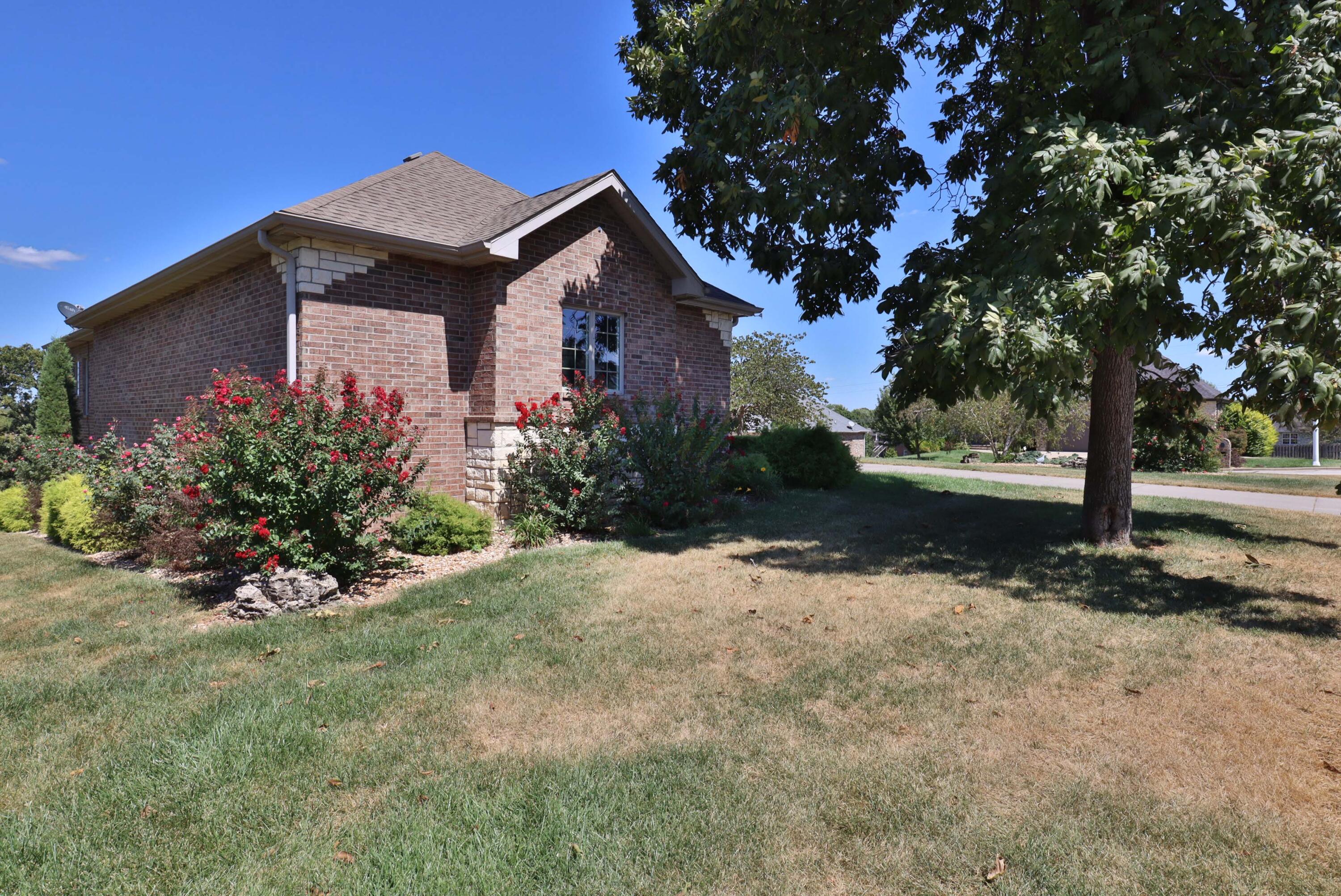 Photo 98 - Residential for sale – 905 W Rufina Court  Nixa, MO